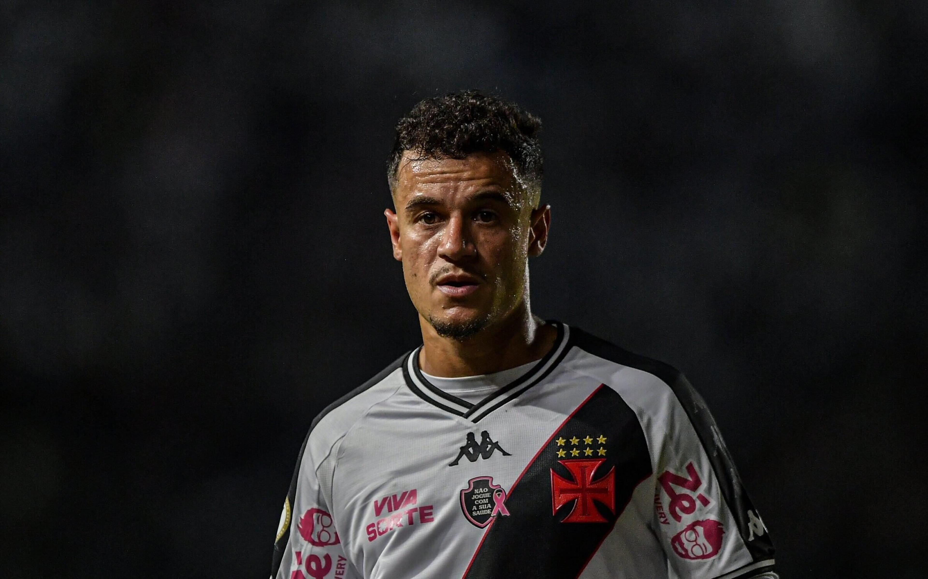 Torcedores do Vasco saem em defesa de Coutinho e comparam a Messi