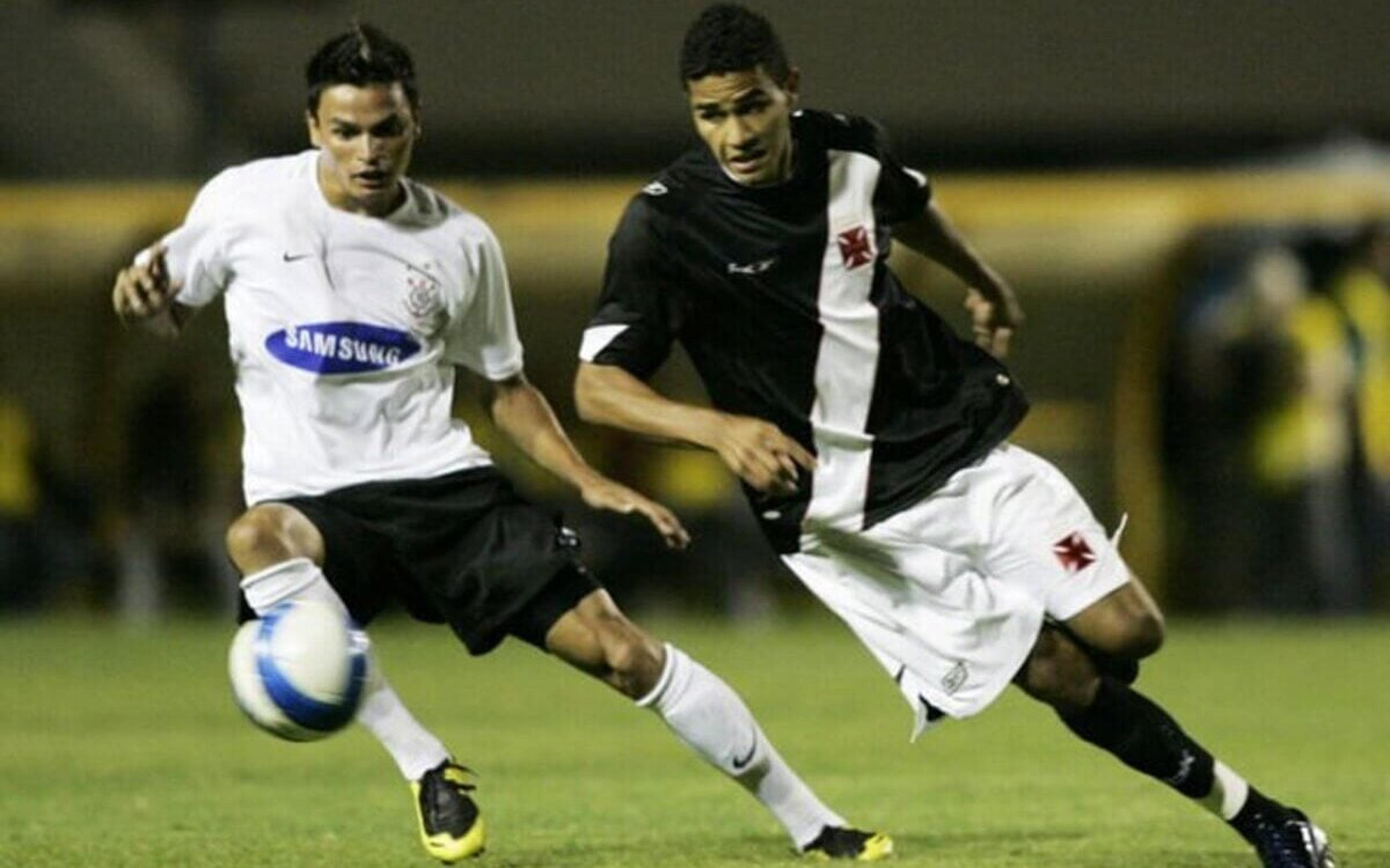 Vasco precisa quebrar escrita negativa contra Corinthians para seguir sonhando com Libertadores