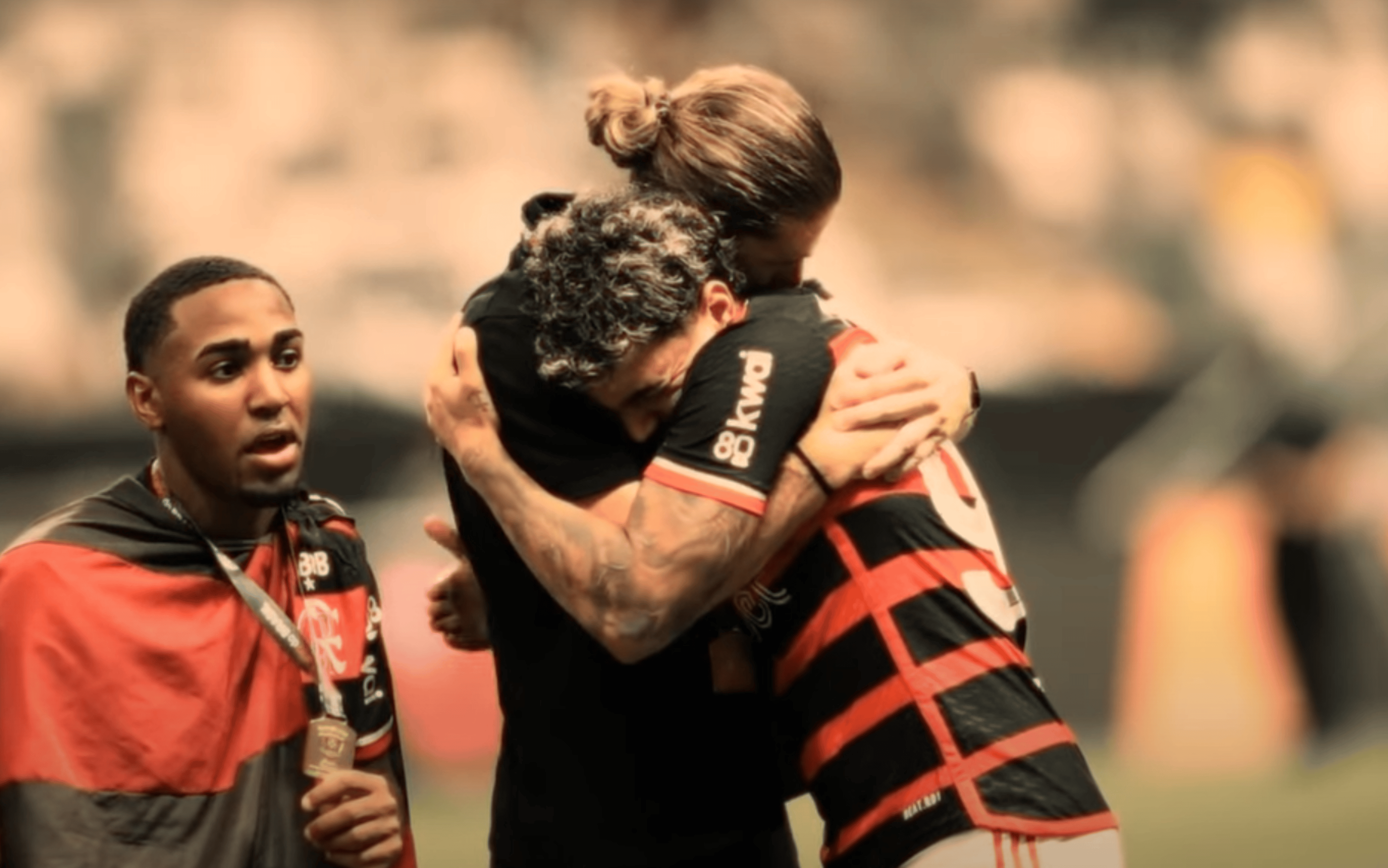 Gabigol publica vídeo de bastidores de título do Flamengo em seu canal no YouTube