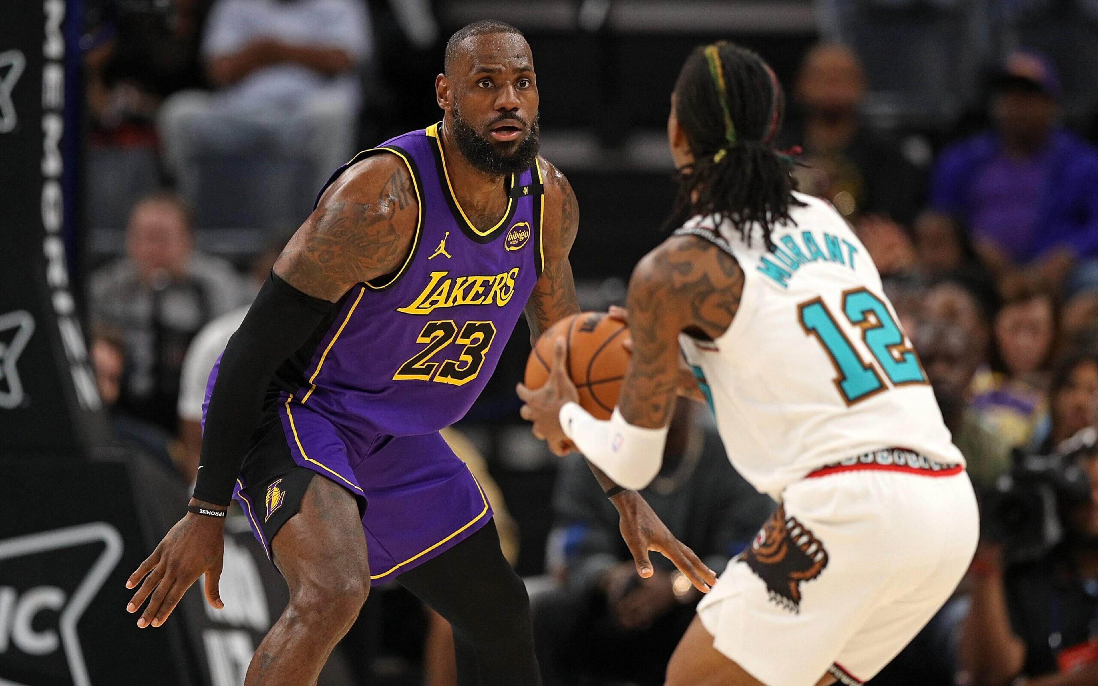 Muito pequeno? LeBron James provoca Ja Morant em derrota do Lakers