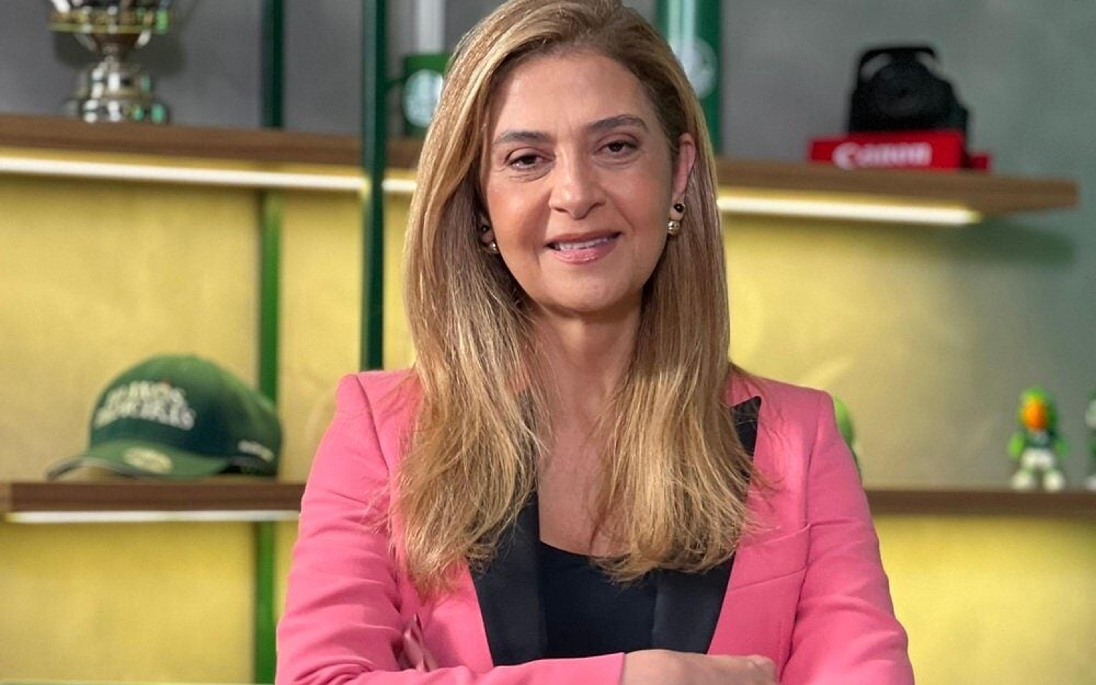 Leila desafia preconceito e desigualdade à frente do Palmeiras: ‘Para nós, tudo é mais difícil’