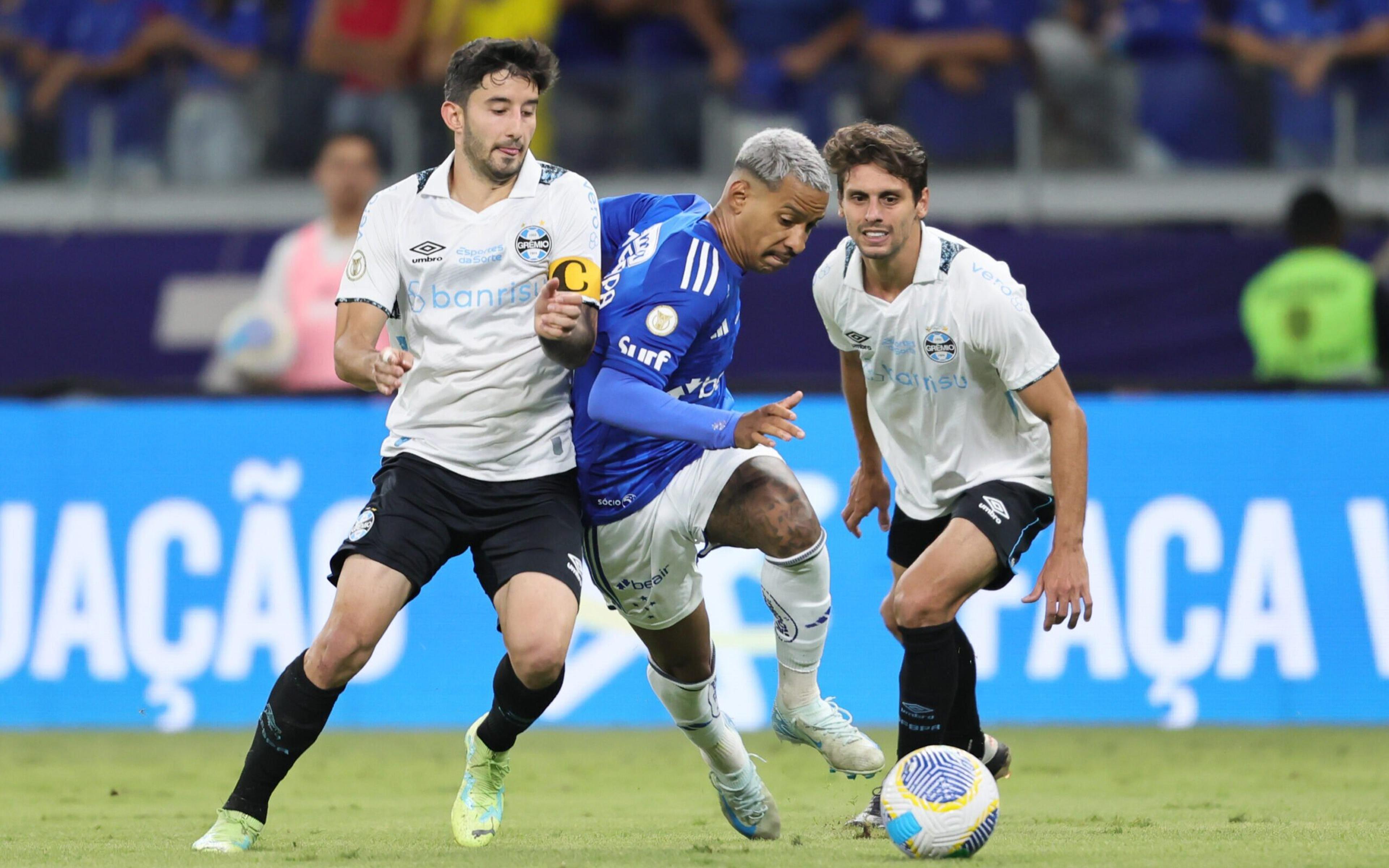 Matheus Pereira admite que algo impactou rendimento do Cruzeiro no returno