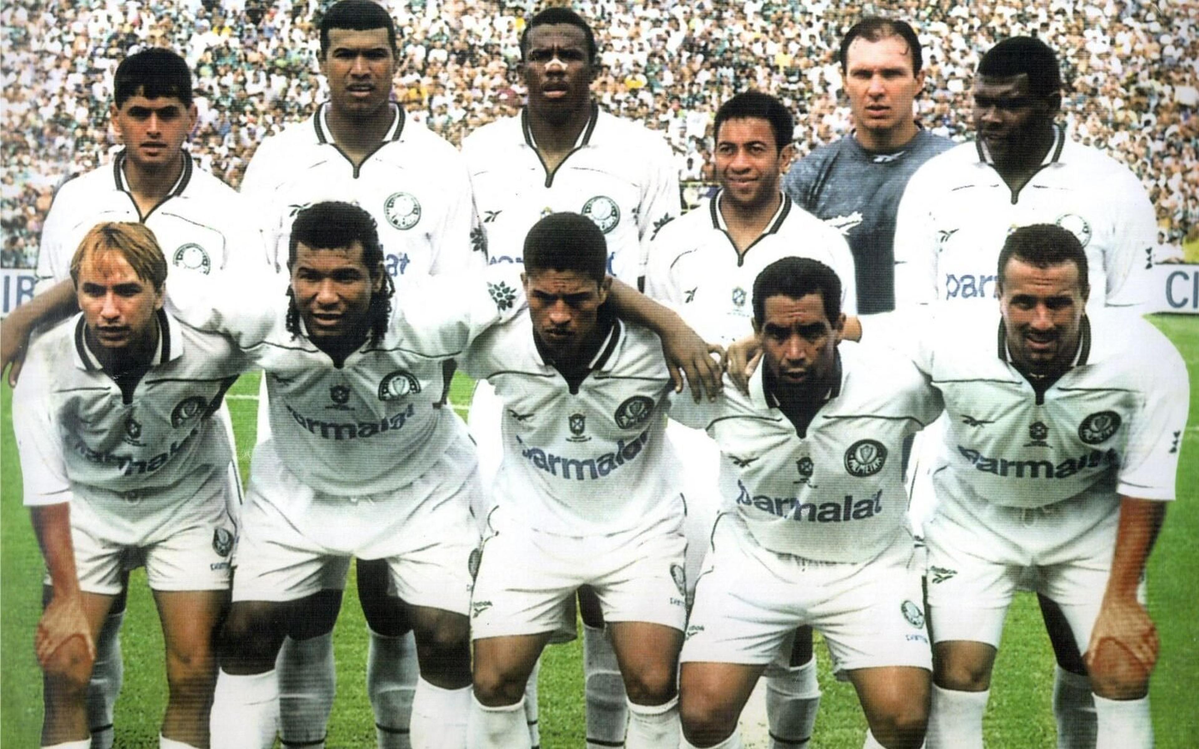 Seu Lance! Conheça a história da lendária camisa do Palmeiras de 1998