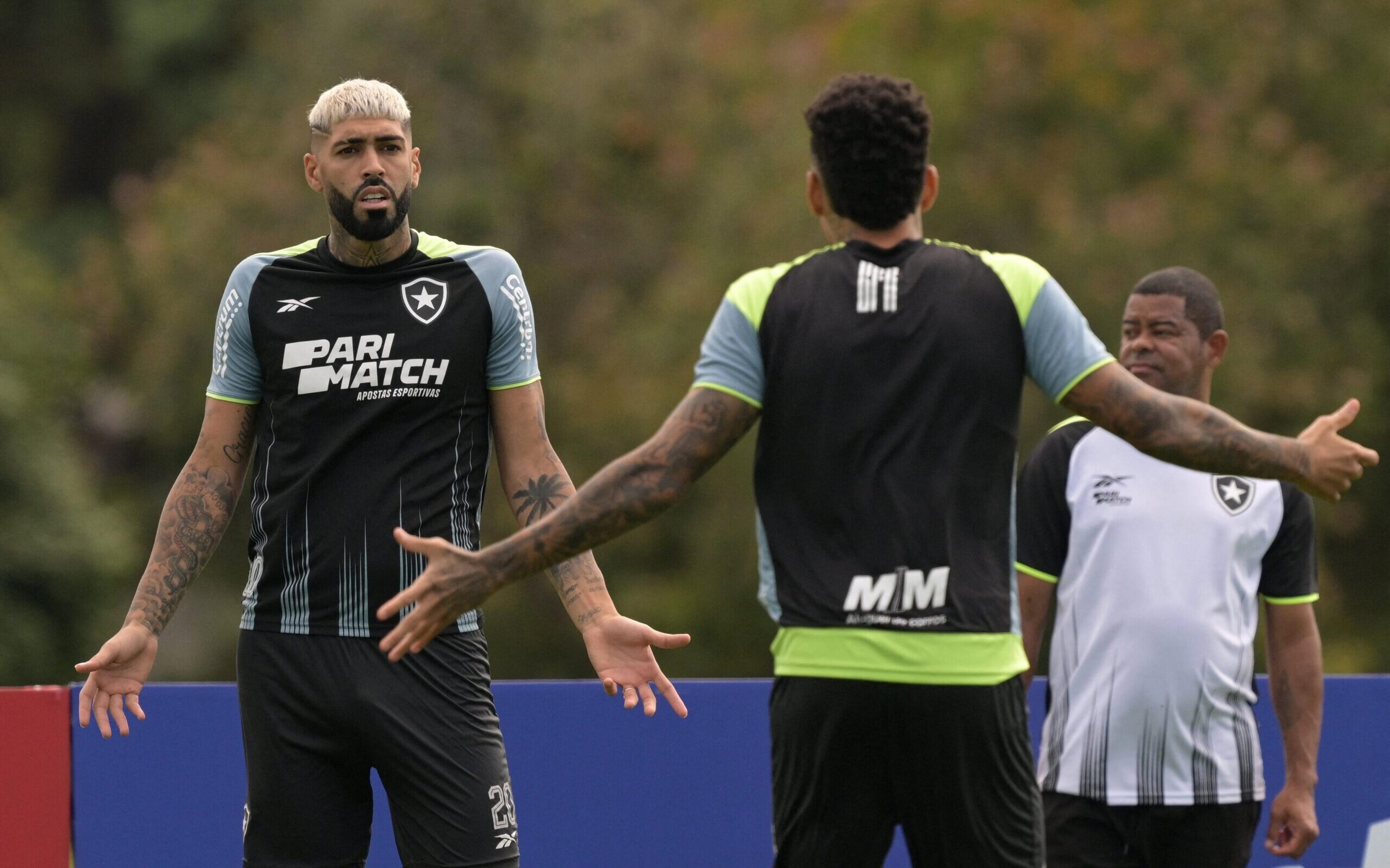 Botafogo vai para final da Libertadores com Adryelson e Barboza na zaga