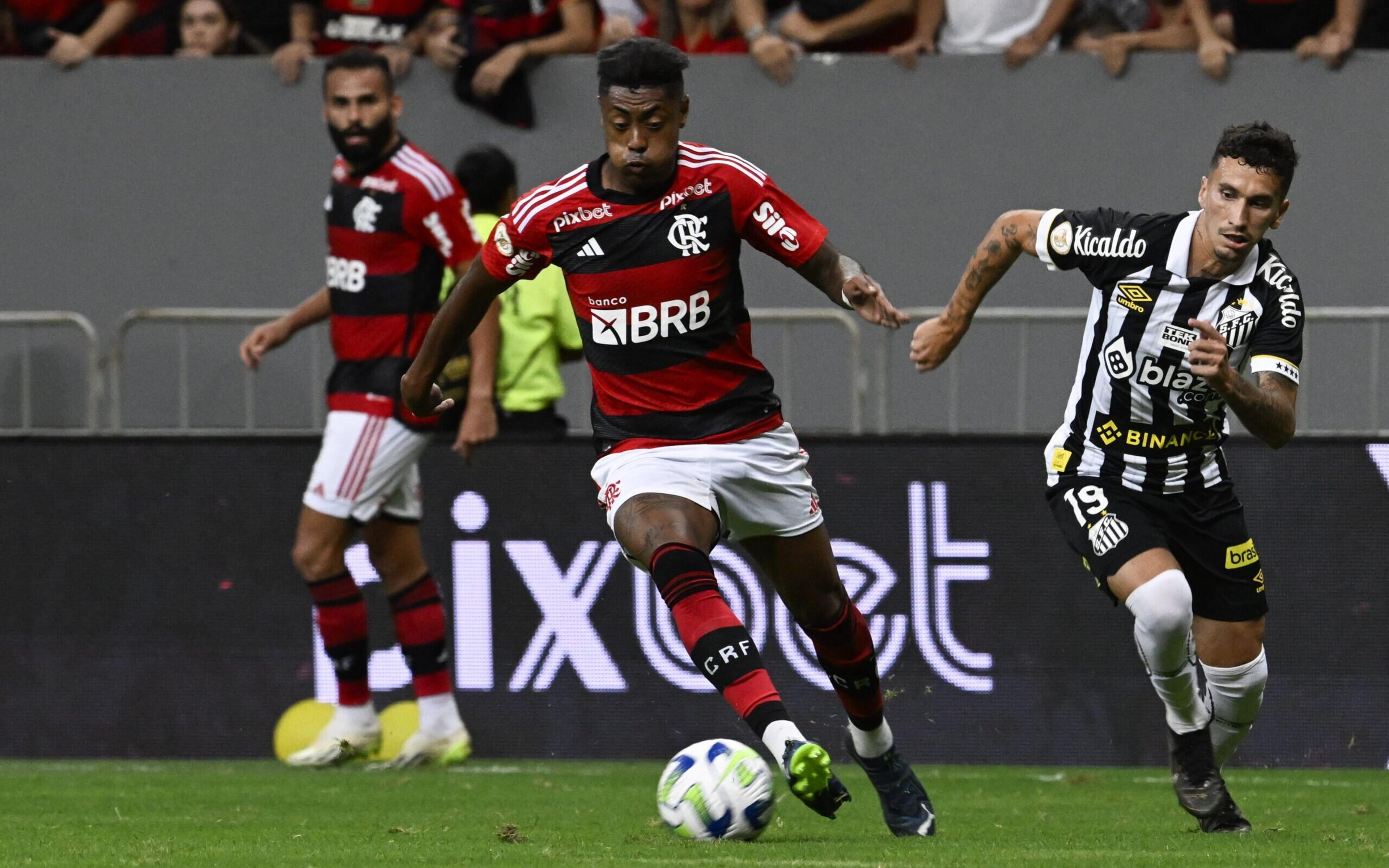 Bruno Henrique, do Flamengo, decide não se manifestar sobre operação da PF