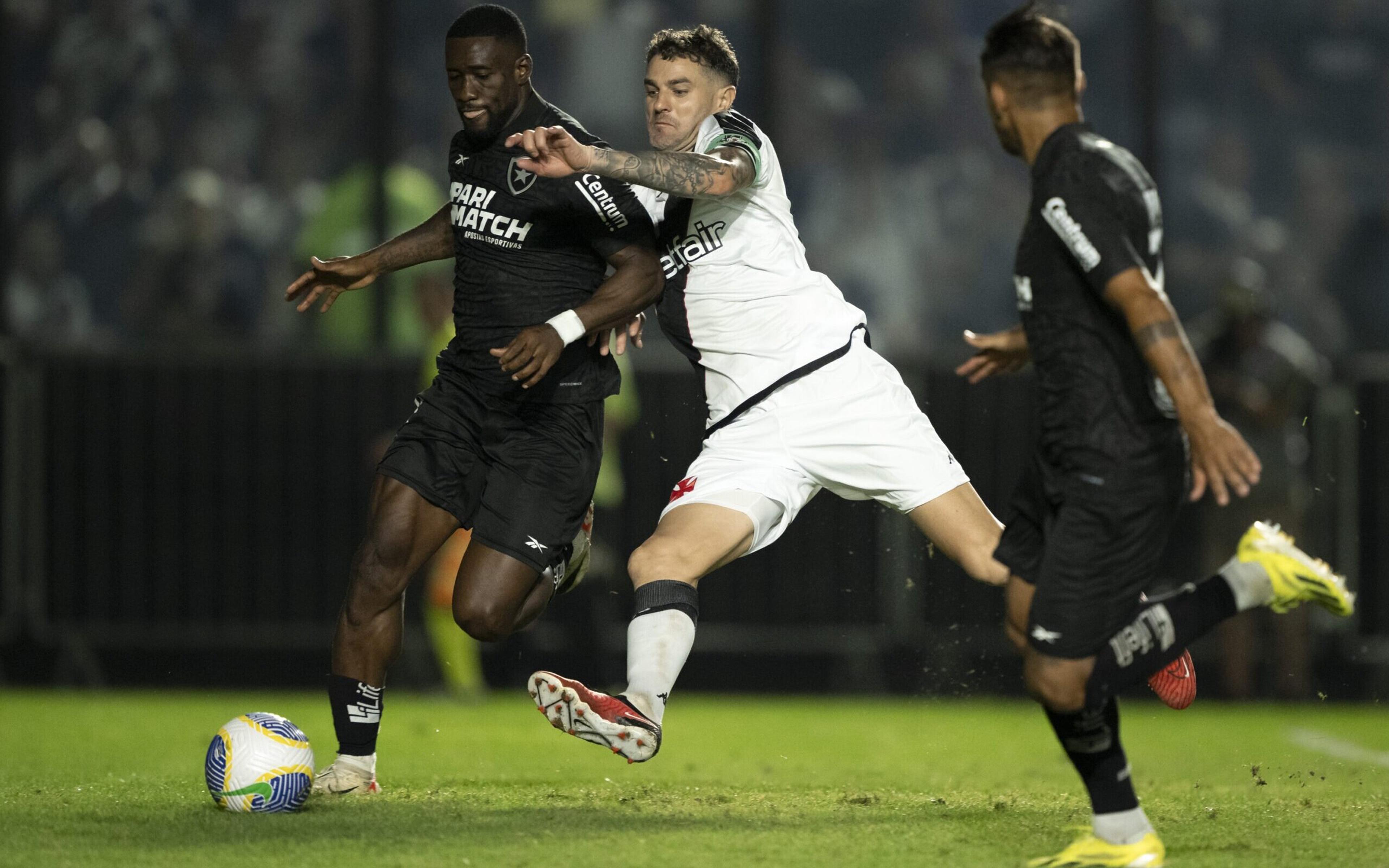 Botafogo x Vasco: saiba quem mais venceu o clássico na história