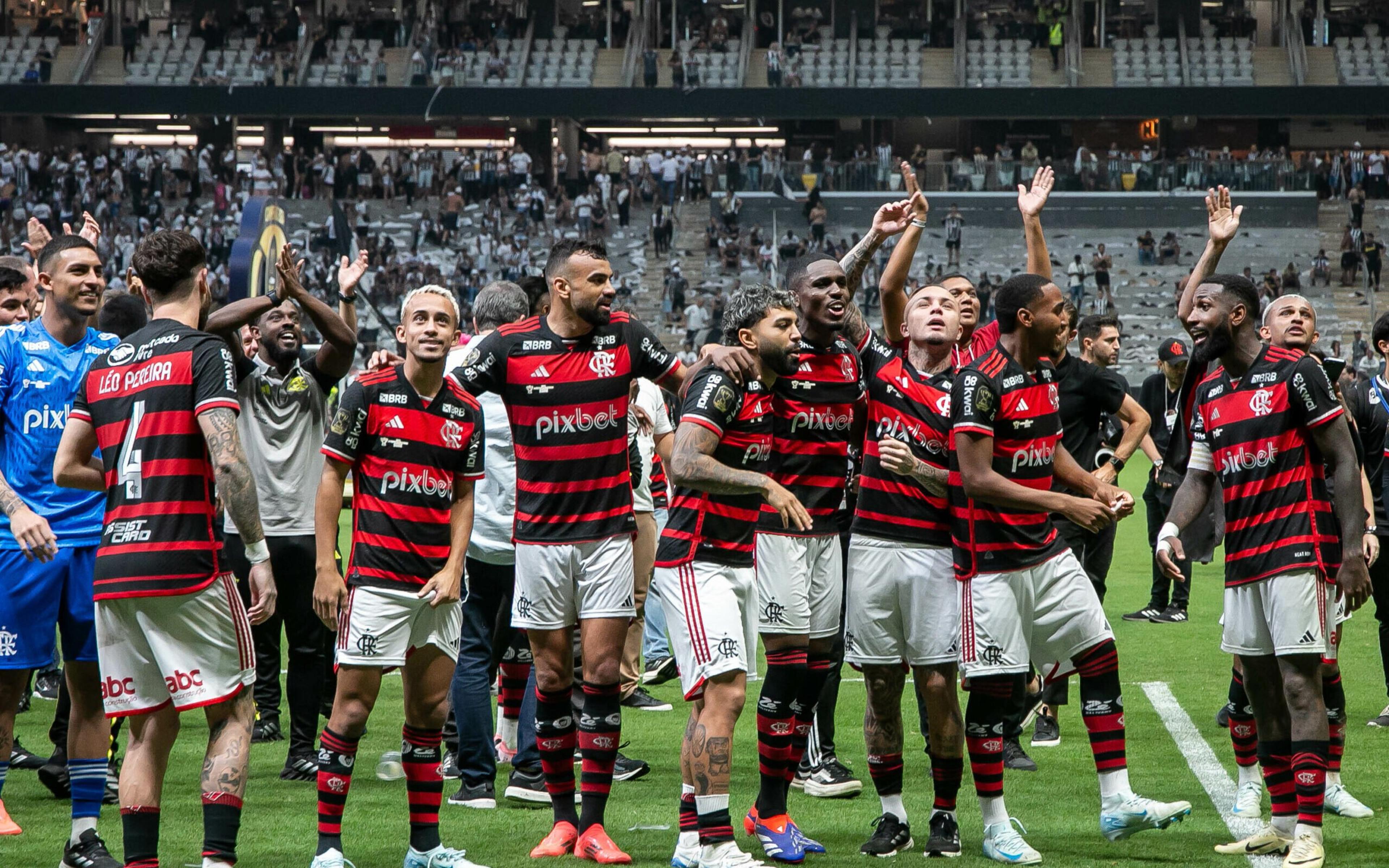 Flamengo encerra novembro com números impressionantes; confira