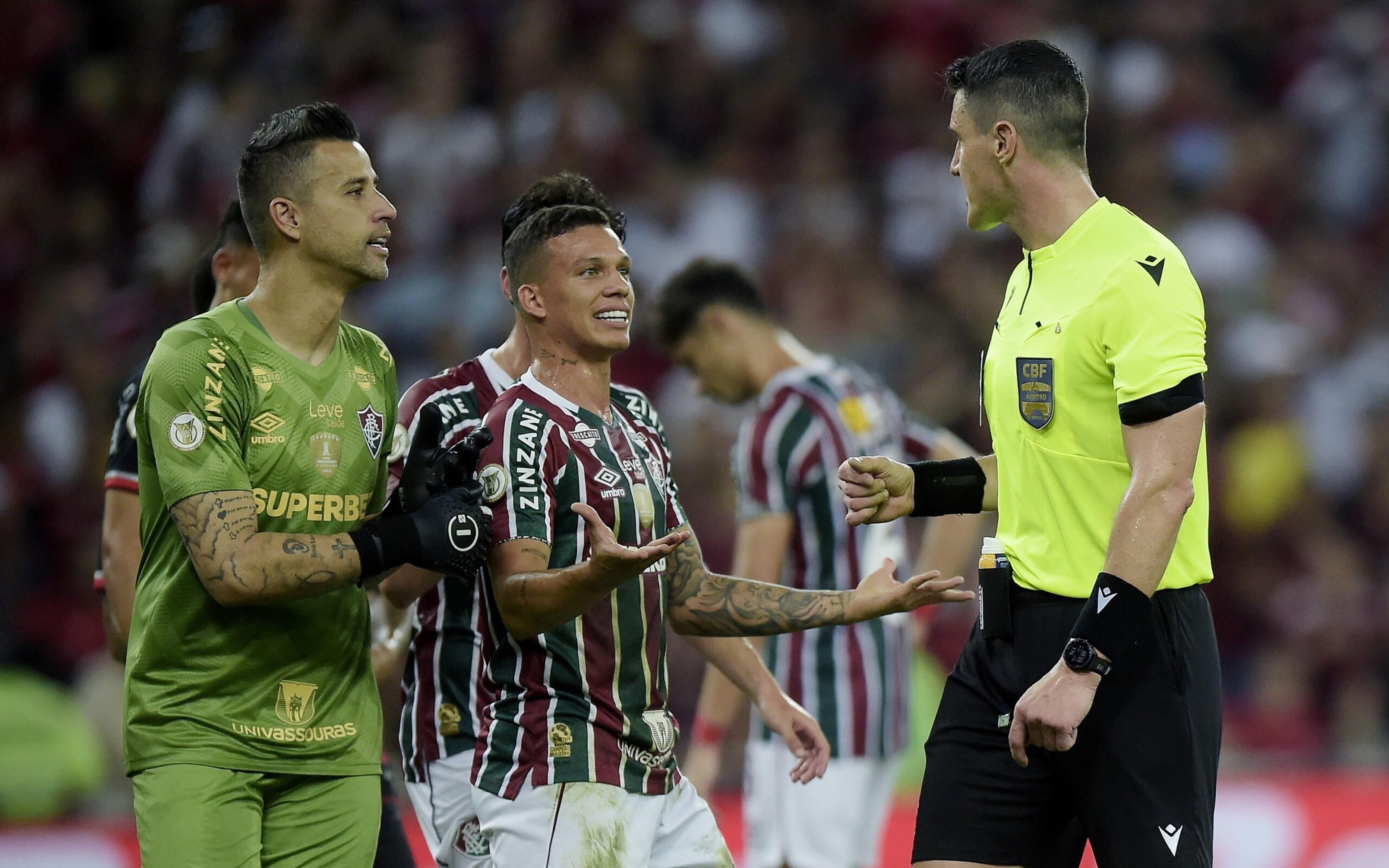 Fluminense jogará três jogos de Brasileirão seguidos às sexta-feiras