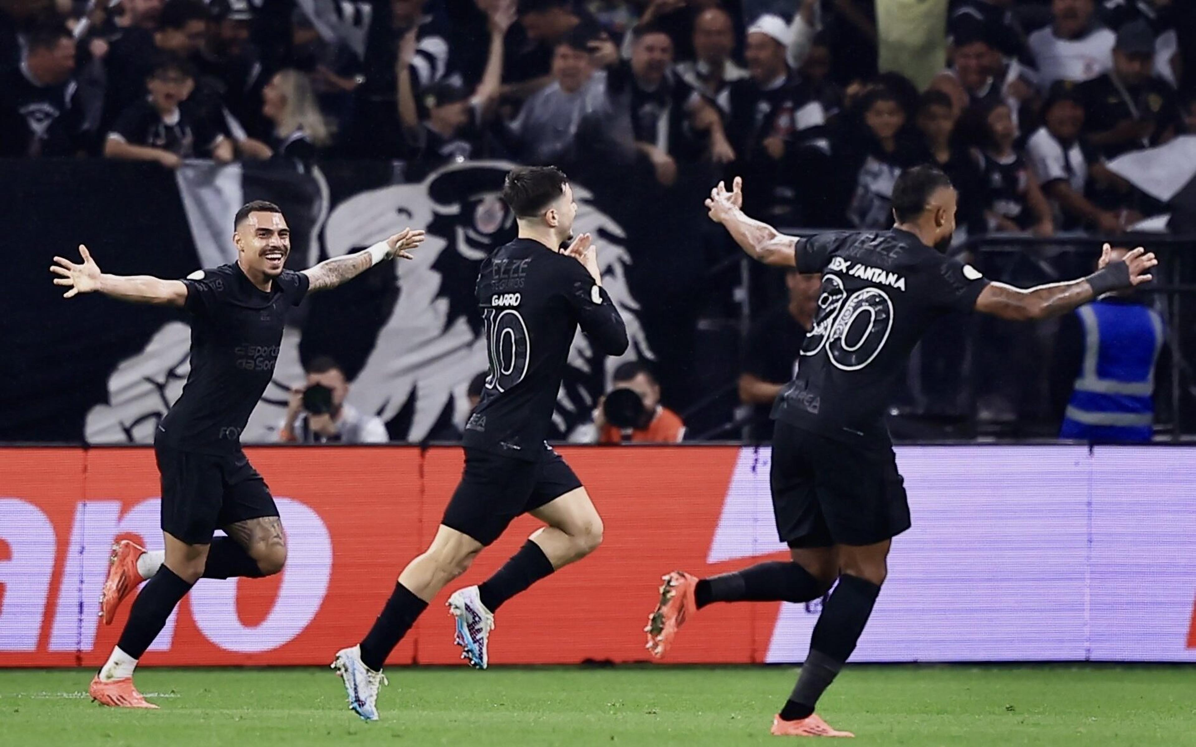 Jornalista enaltece Rodrigo Garro, do Corinthians: ‘Camisa 10 do povo’