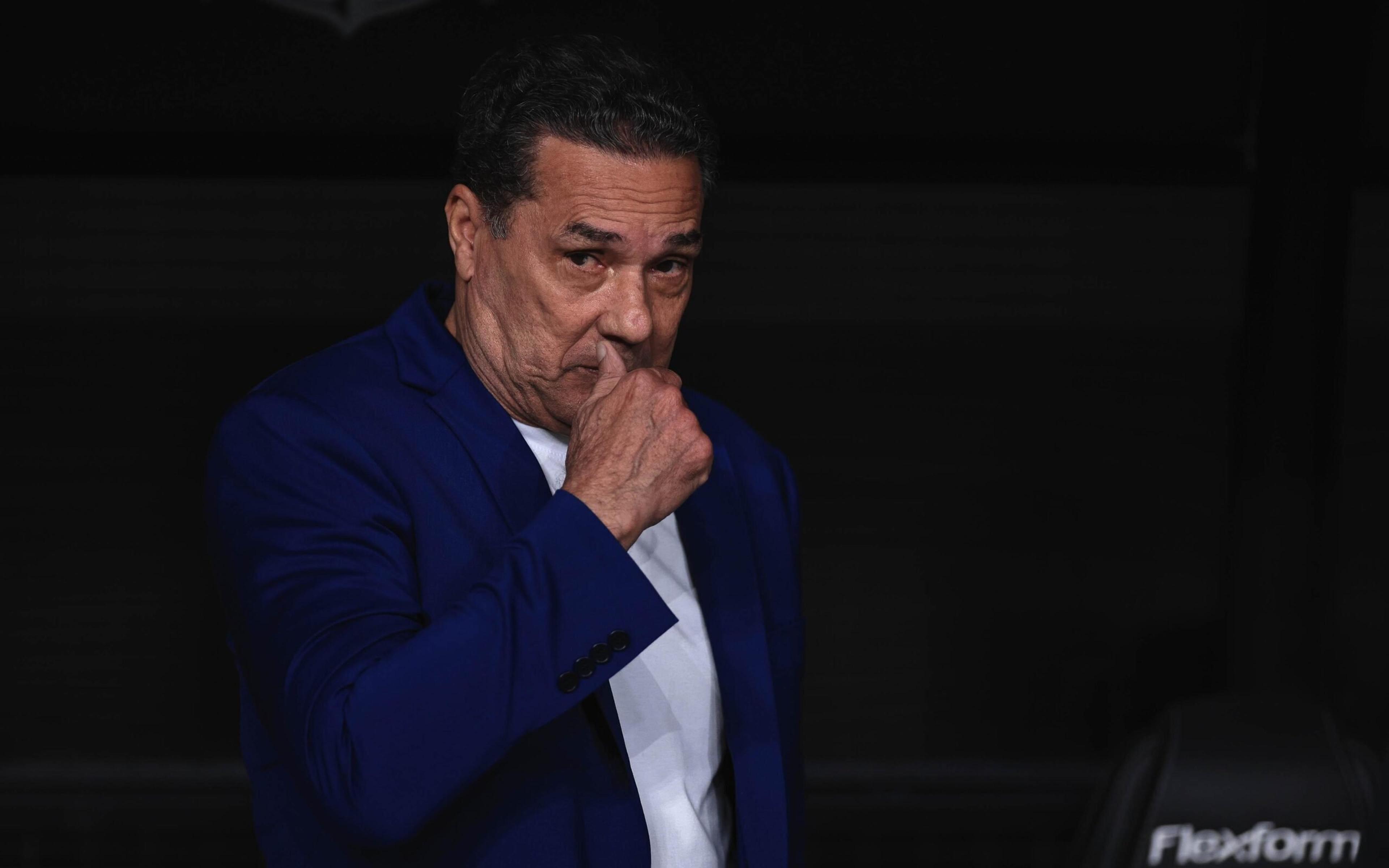 Luxemburgo sobe o tom contra ex-jornalista da Globo: ‘Me machucou muito’