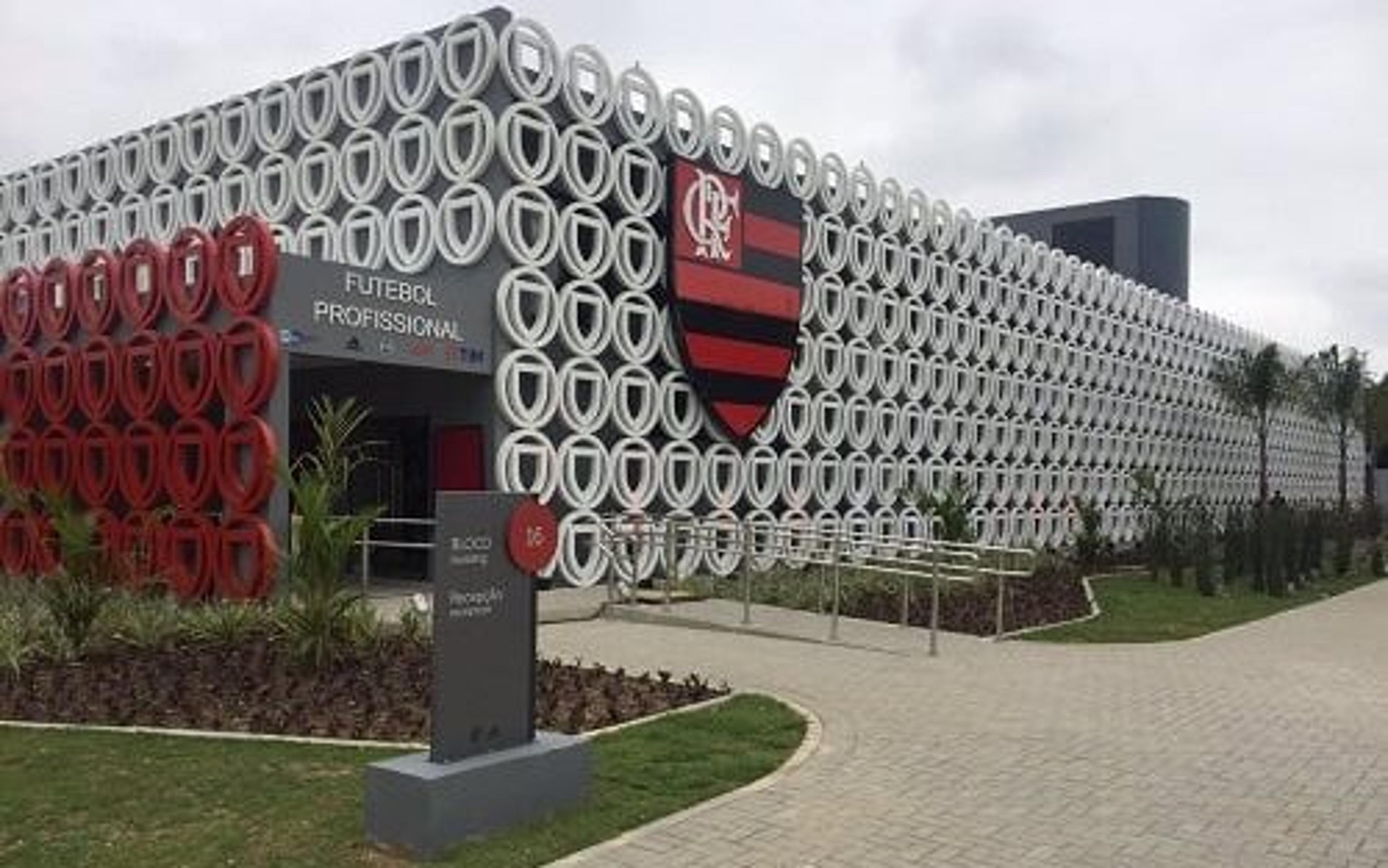 Mauro Cezar detona museu do Flamengo por ‘omissão dos meninos mortos no CT’