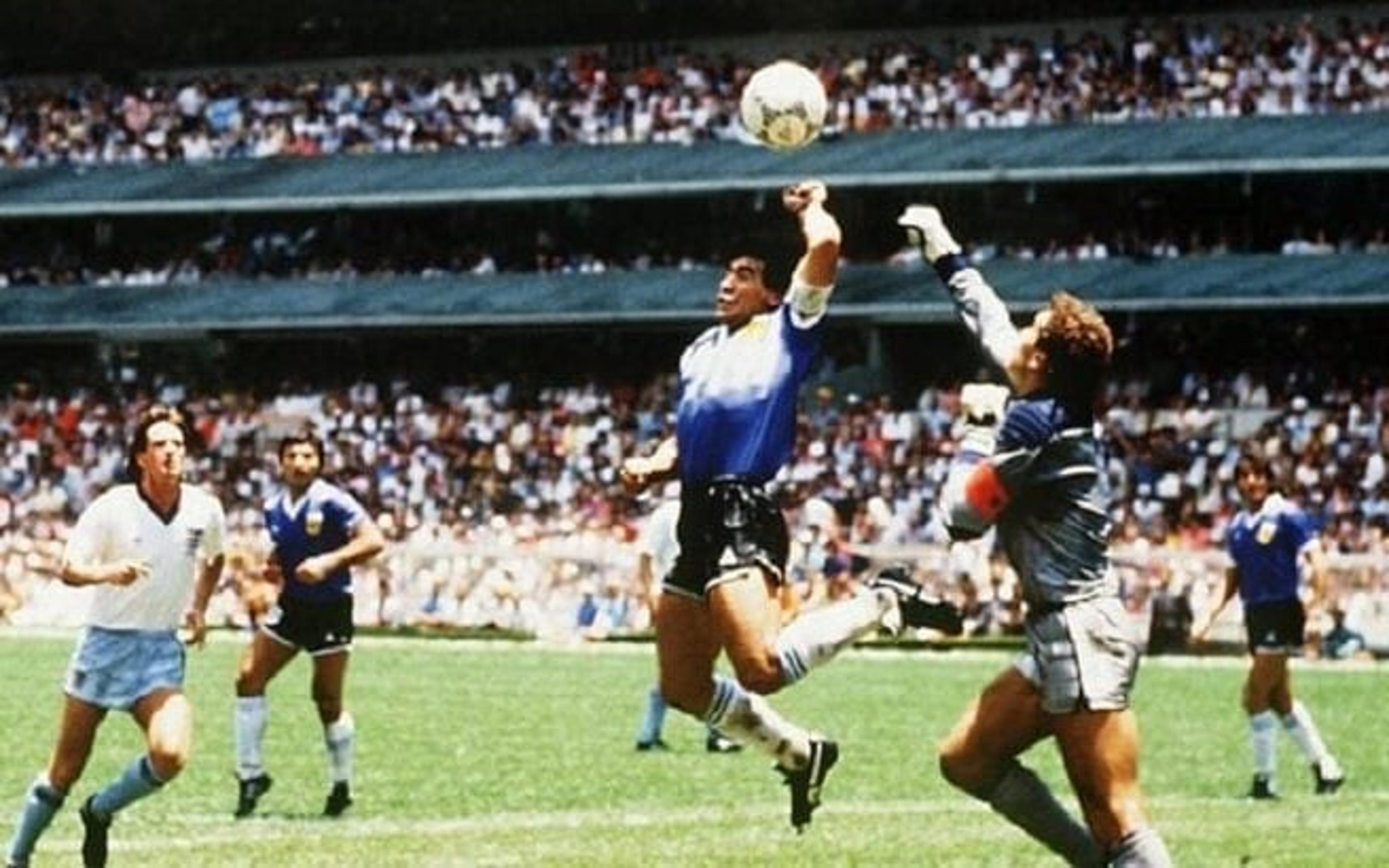 O que foi a “mão de Deus” de Maradona na Copa de 1986?