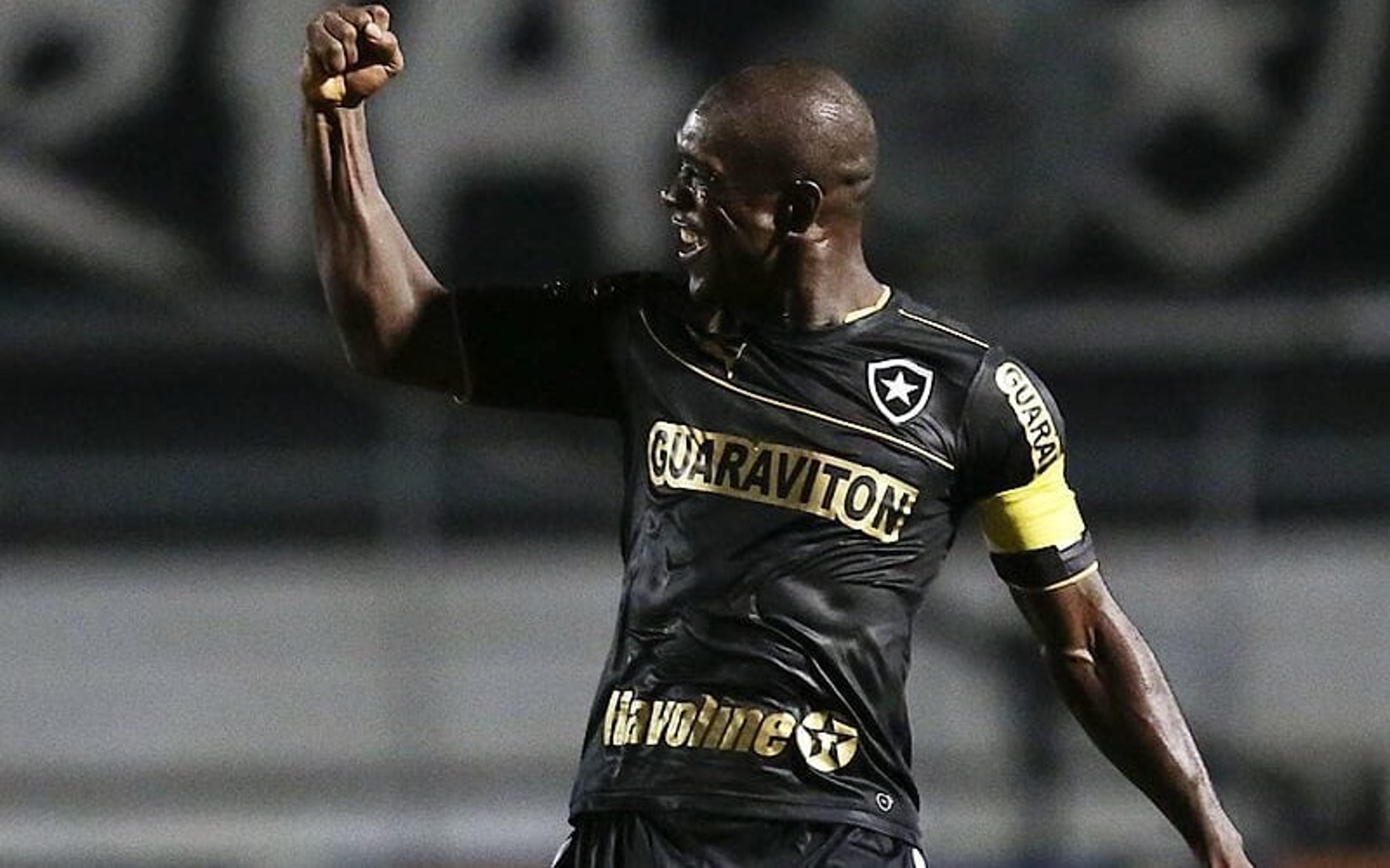 Seu Lance! Veja a lendária camisa do Botafogo usada por Seedorf