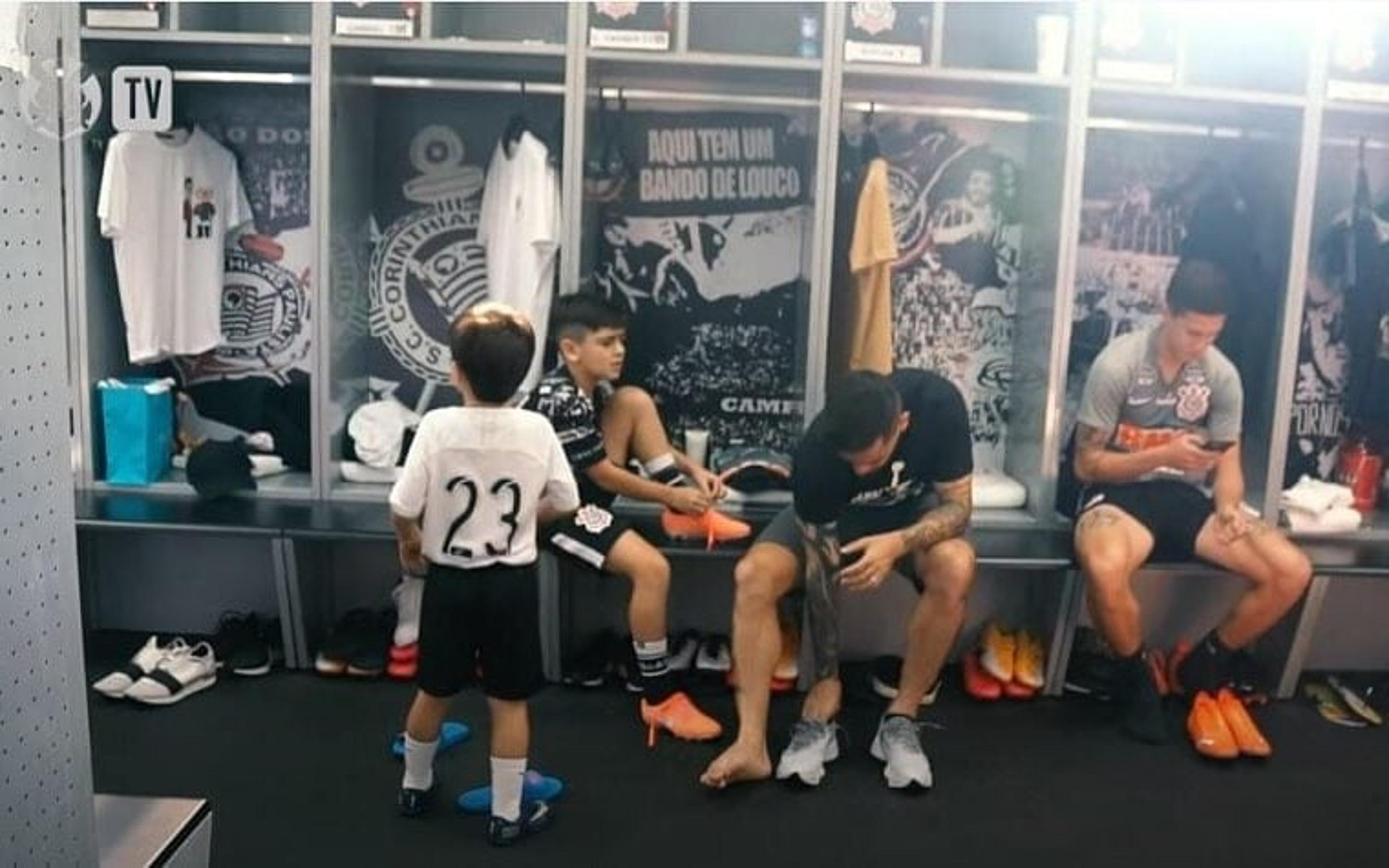 Lances do filho de Fagner, do Corinthians, impressionam web; veja