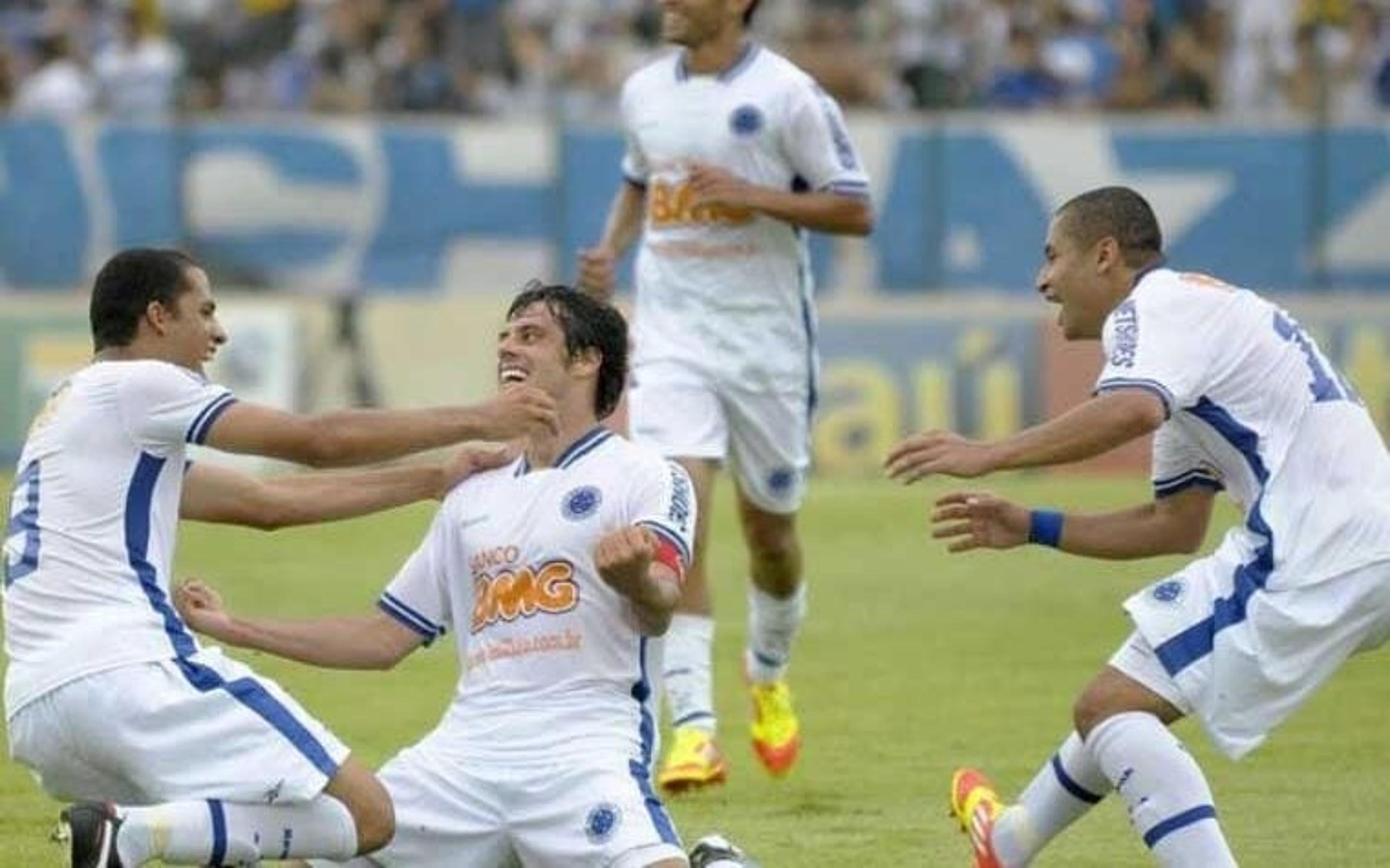 Ex-jogador do Cruzeiro provoca Atlético-MG após derrota na final da Libertadores