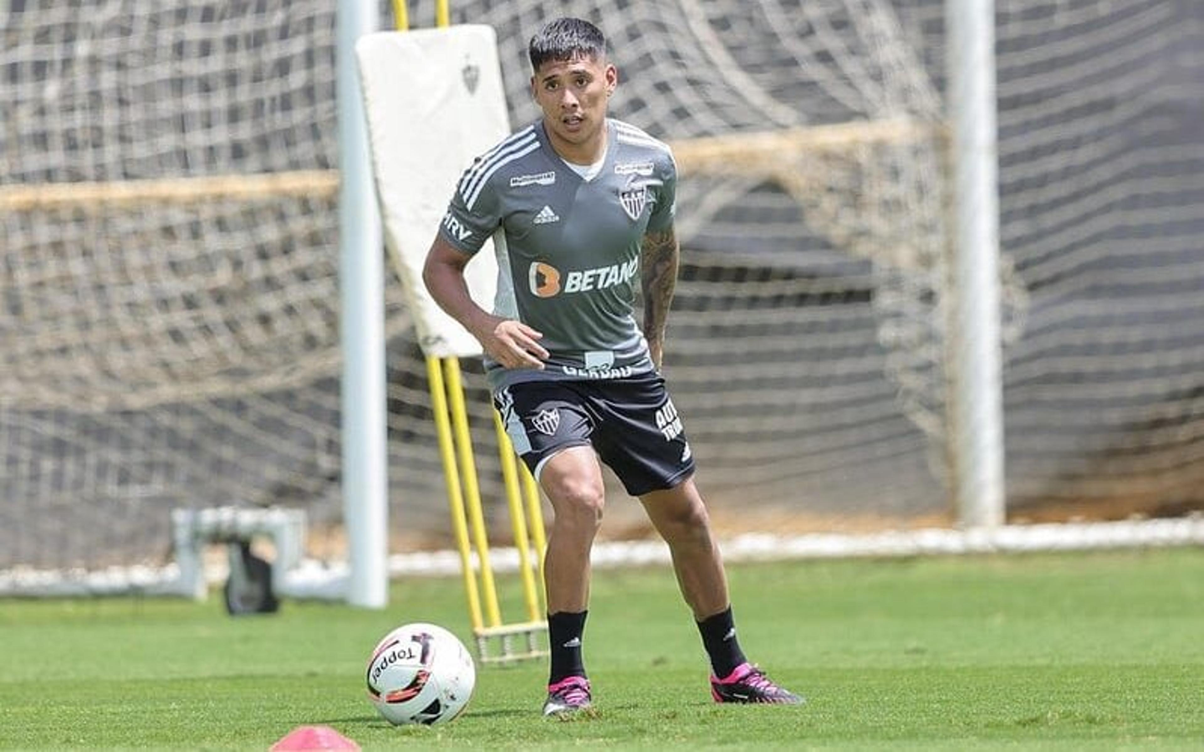 Jogadores do Atlético-MG são liberados do DM para decisão contra o Flamengo