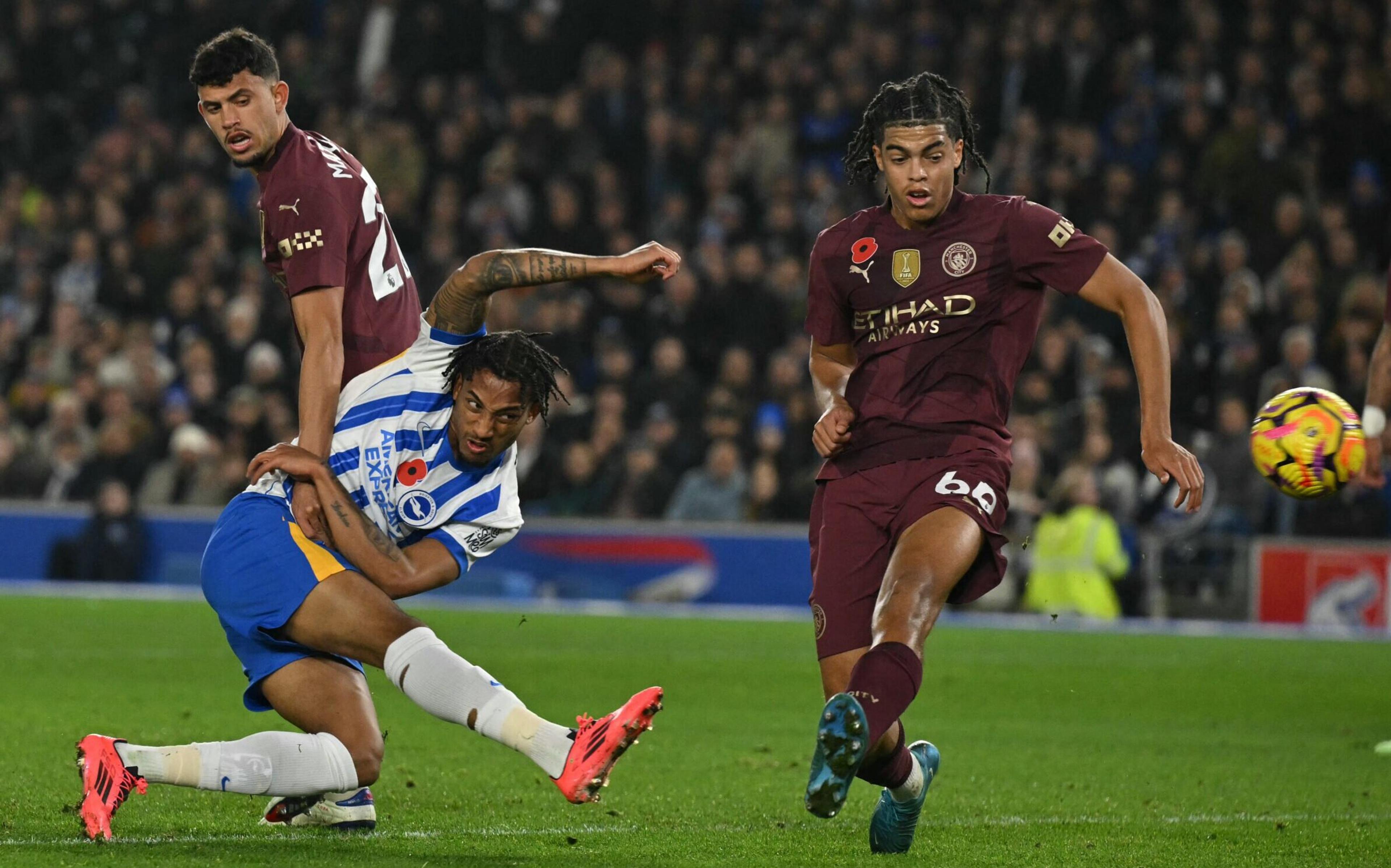 Rodada da Premier League foi marcada por gols de brasileiros