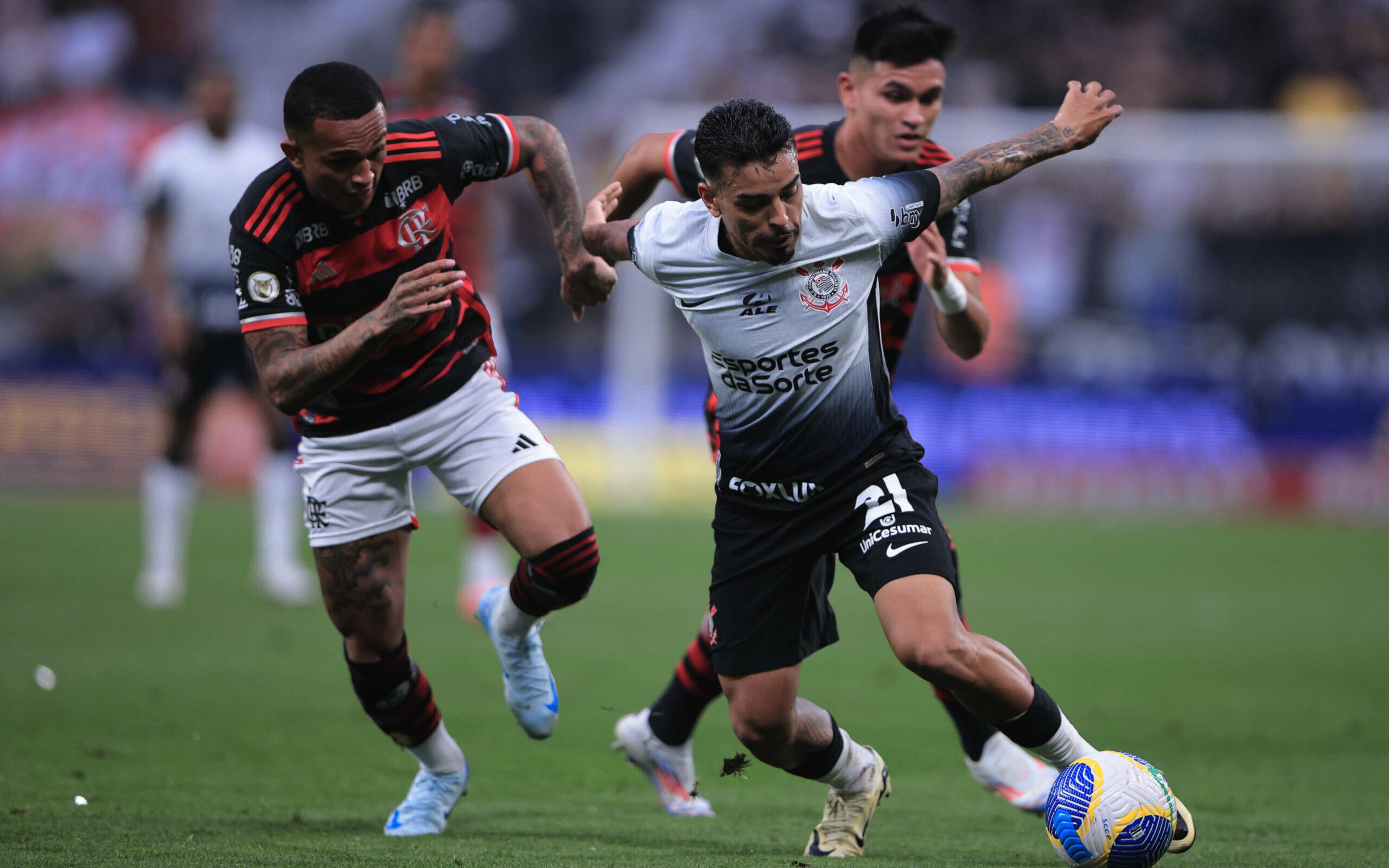 STJD aplica multa ao Corinthians após confusão na partida contra o Flamengo