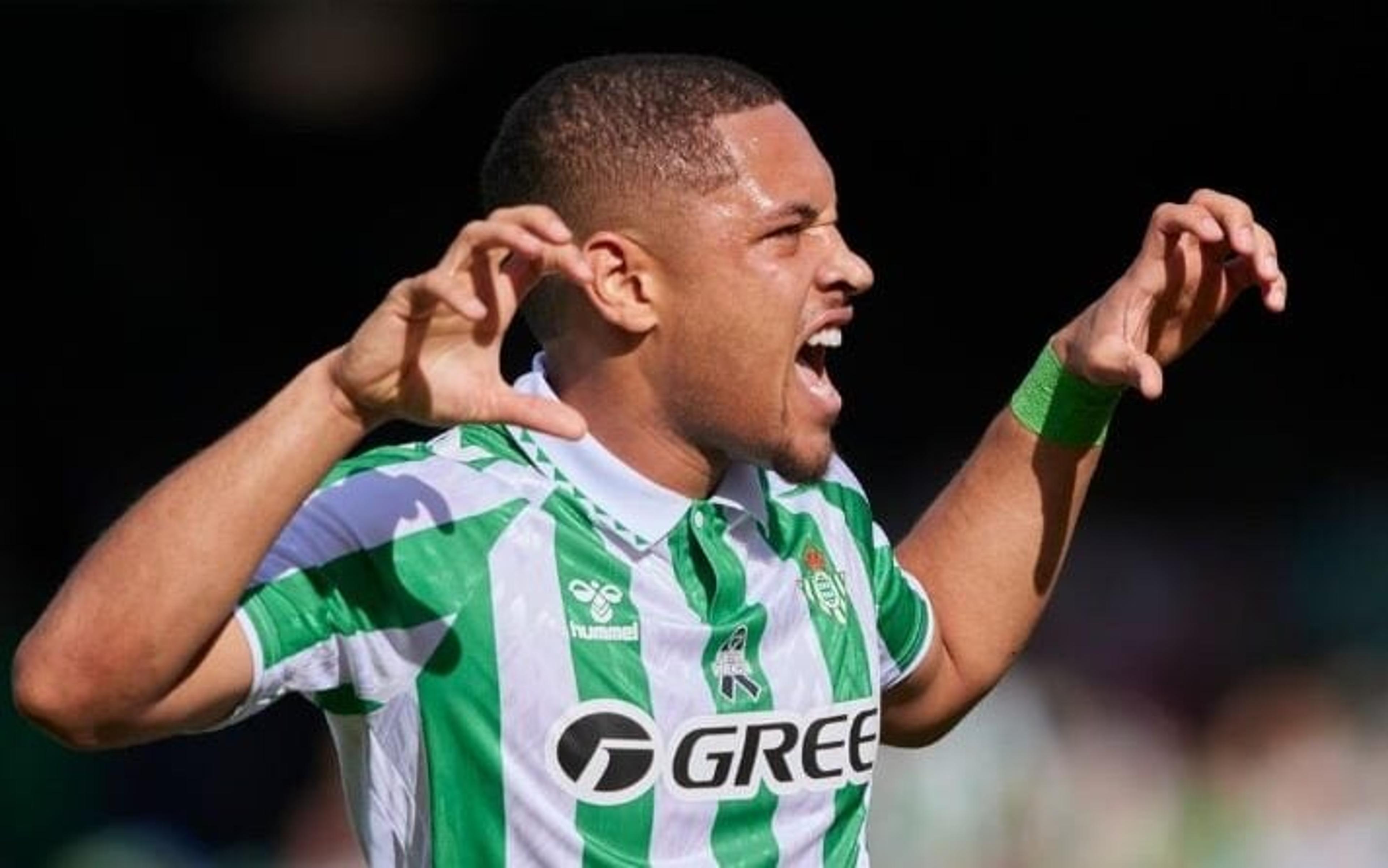 Vitor Roque cresce de produção no Betis e mira volta por cima na Espanha