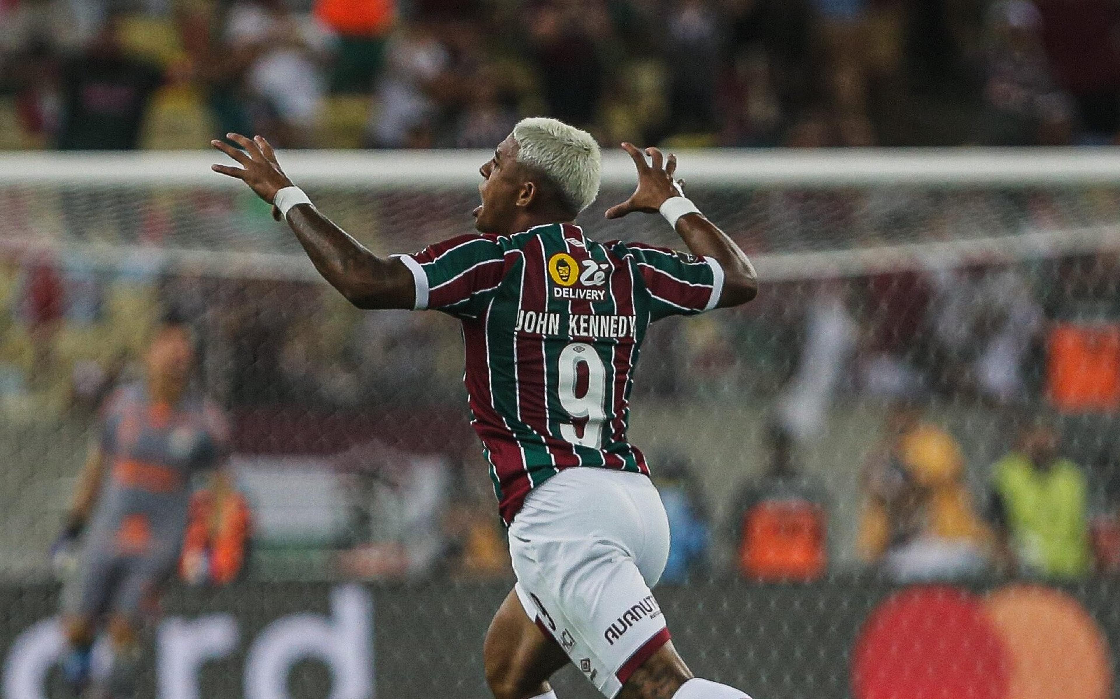 De saída do Fluminense, John Kennedy não quis jogar em outro time no Brasil