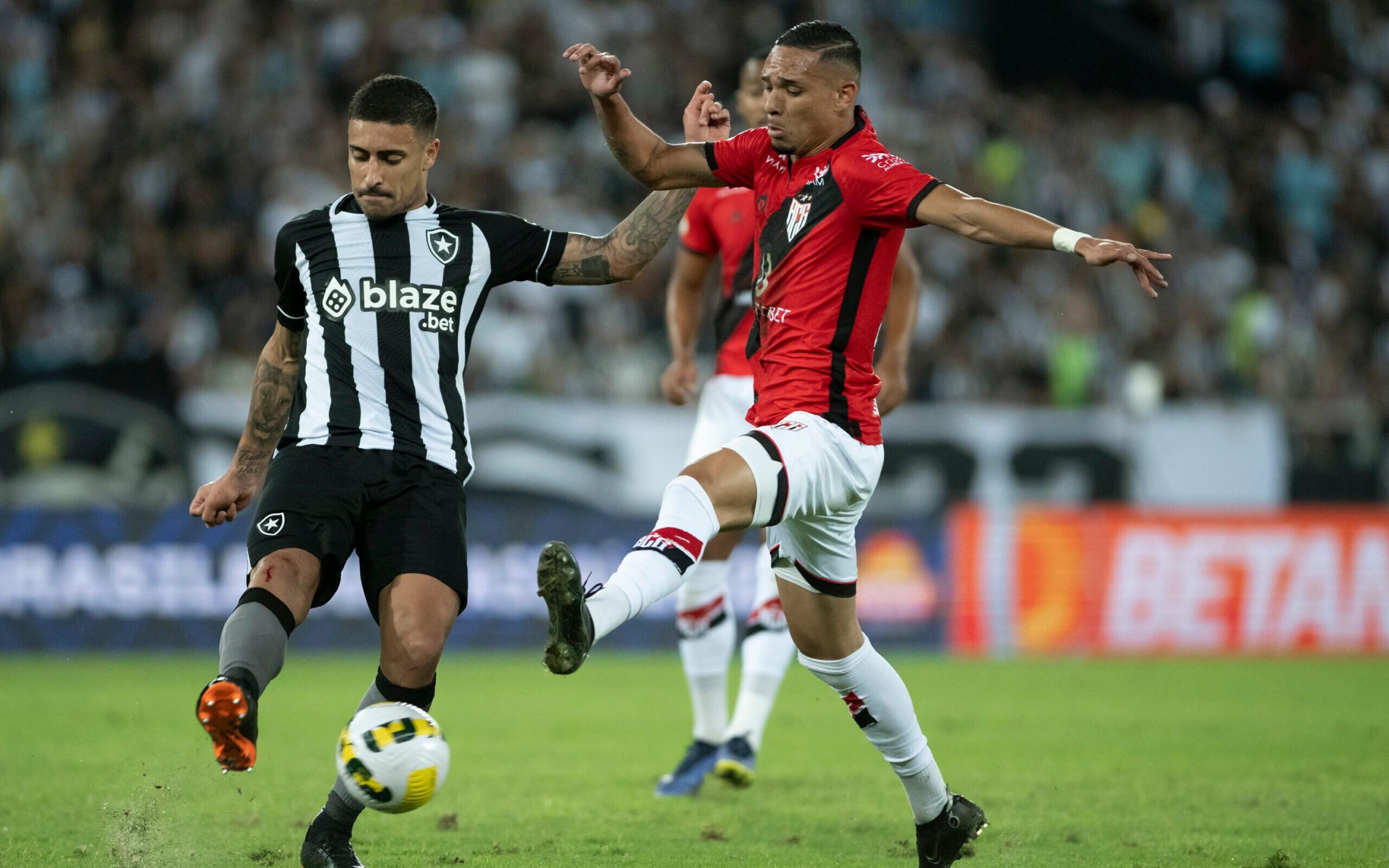 Jogador do Botafogo retorna de empréstimo, mas não deve ficar para 2025