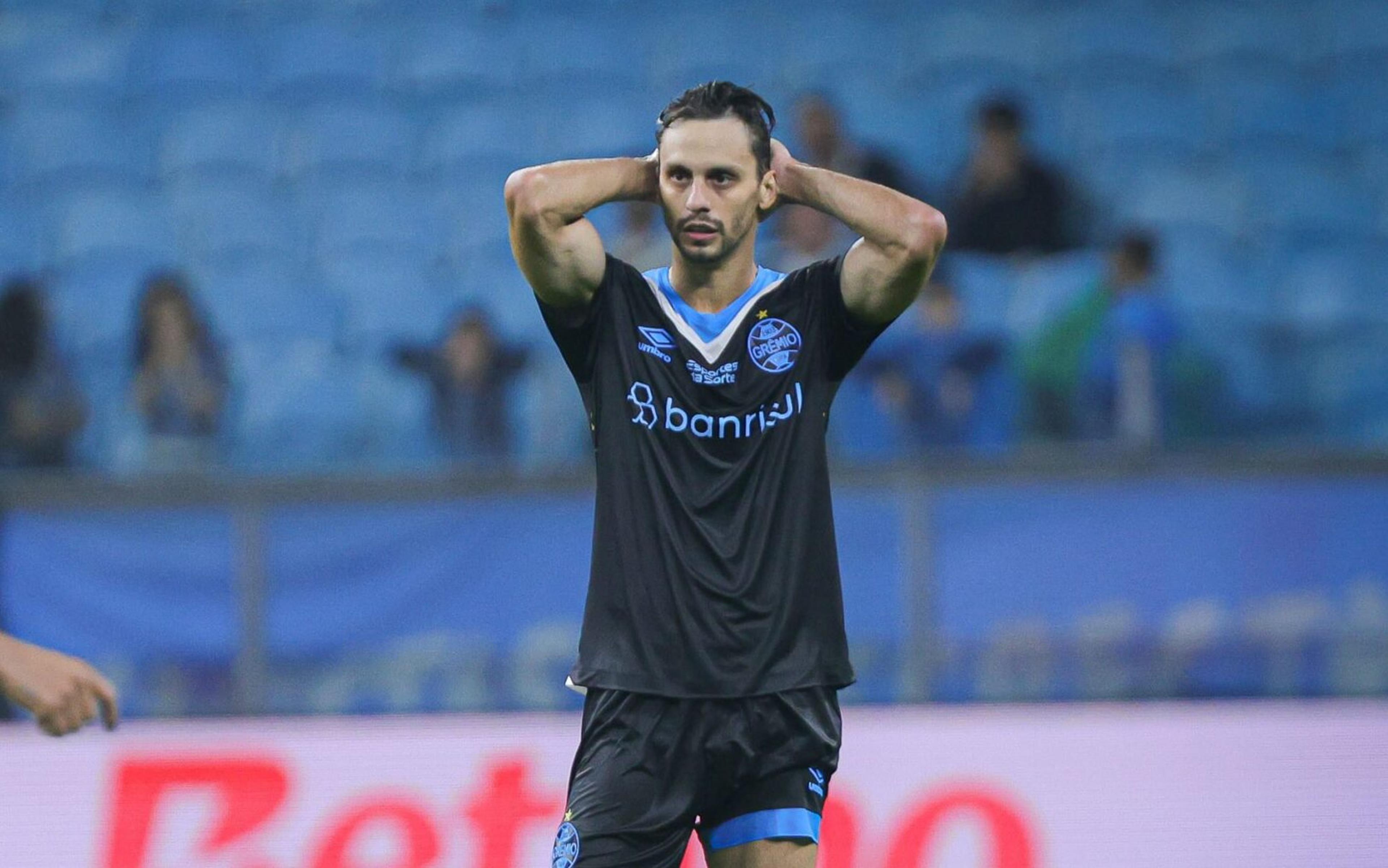 Mercado da bola: Rodrigo Caio se despede do Grêmio após fim de contrato