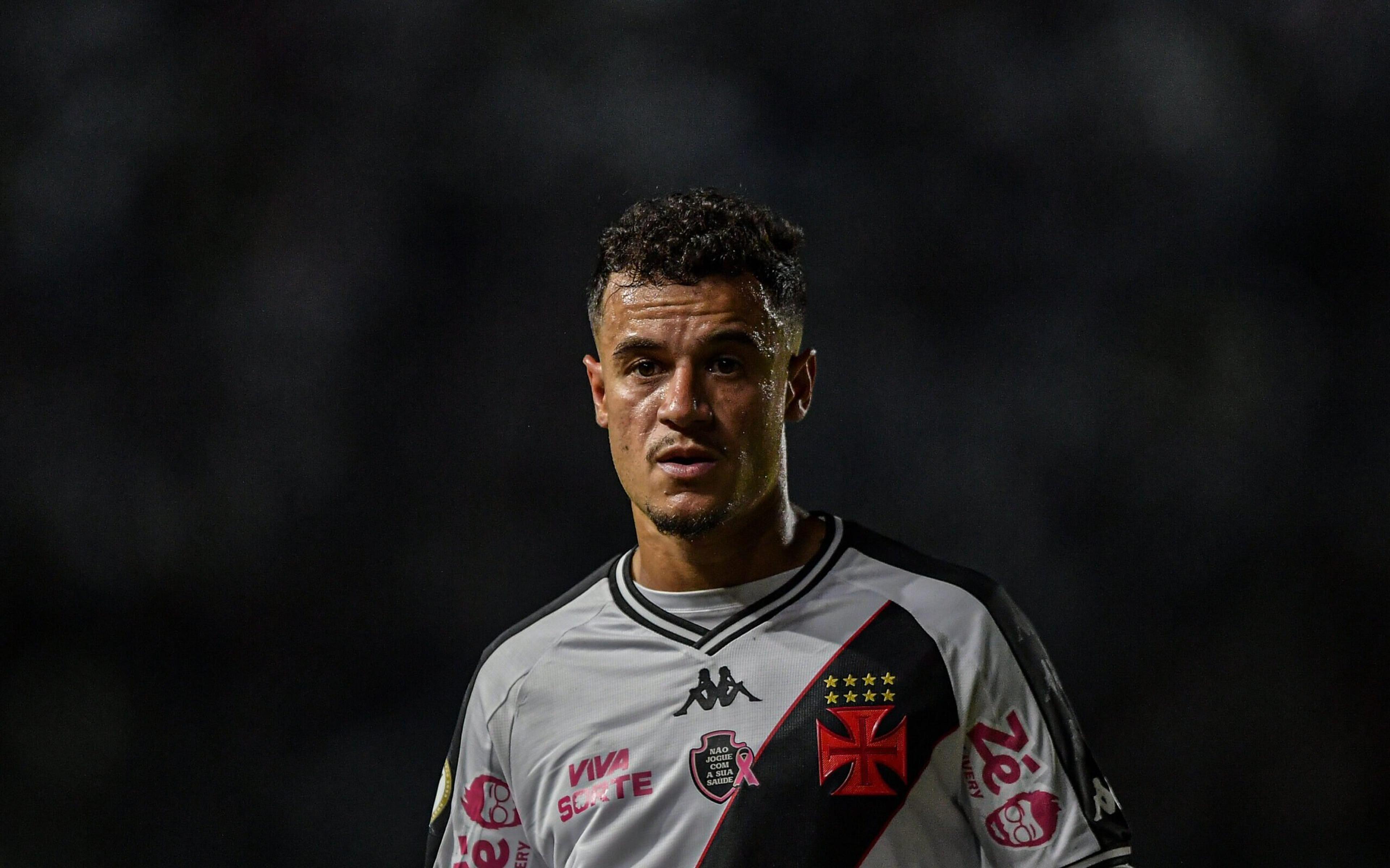 Web pede pênalti em Coutinho durante primeiro tempo de Vasco x Atlético-MG