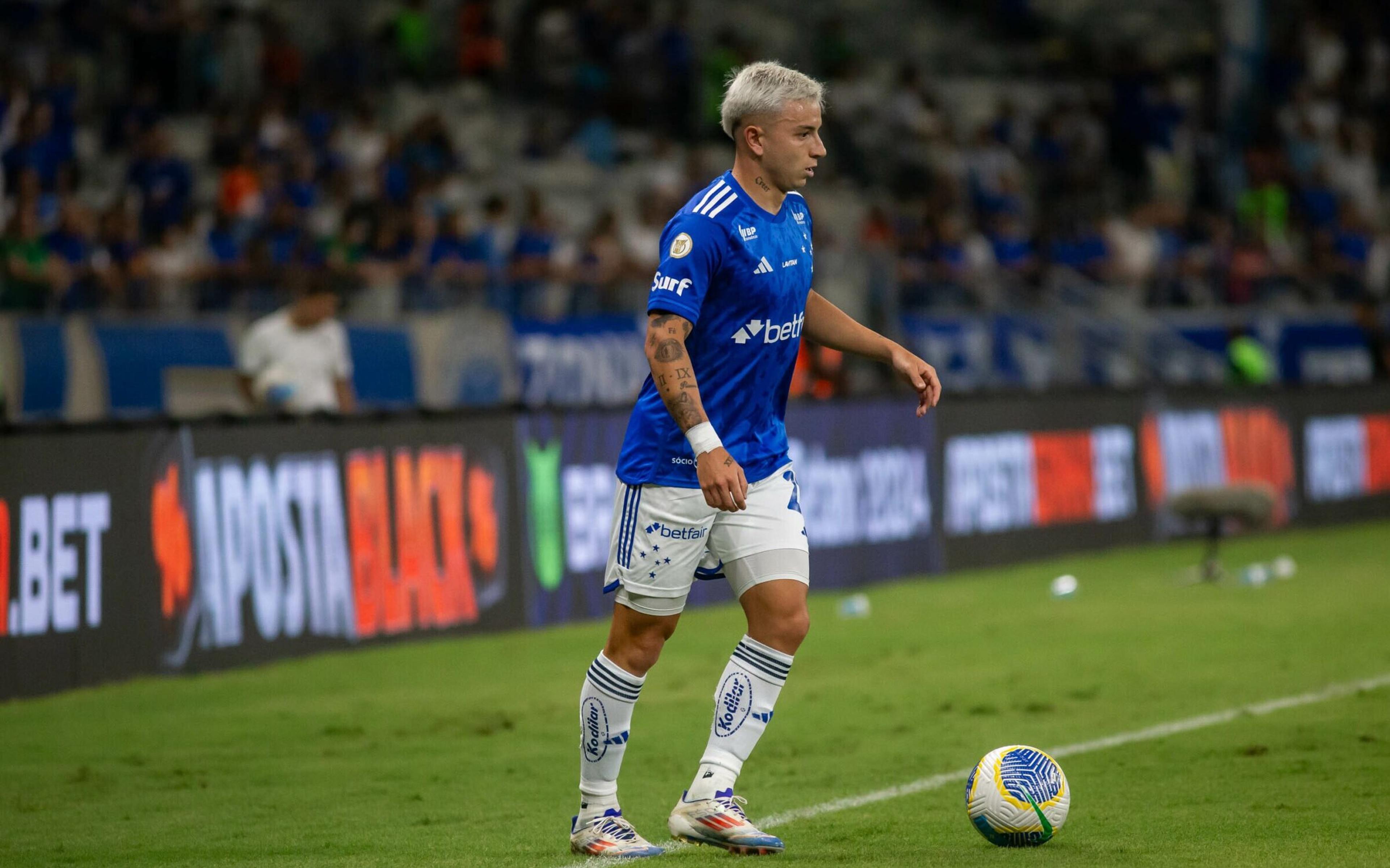 Cruzeiro: atacante se despede da torcida e agradece apoio