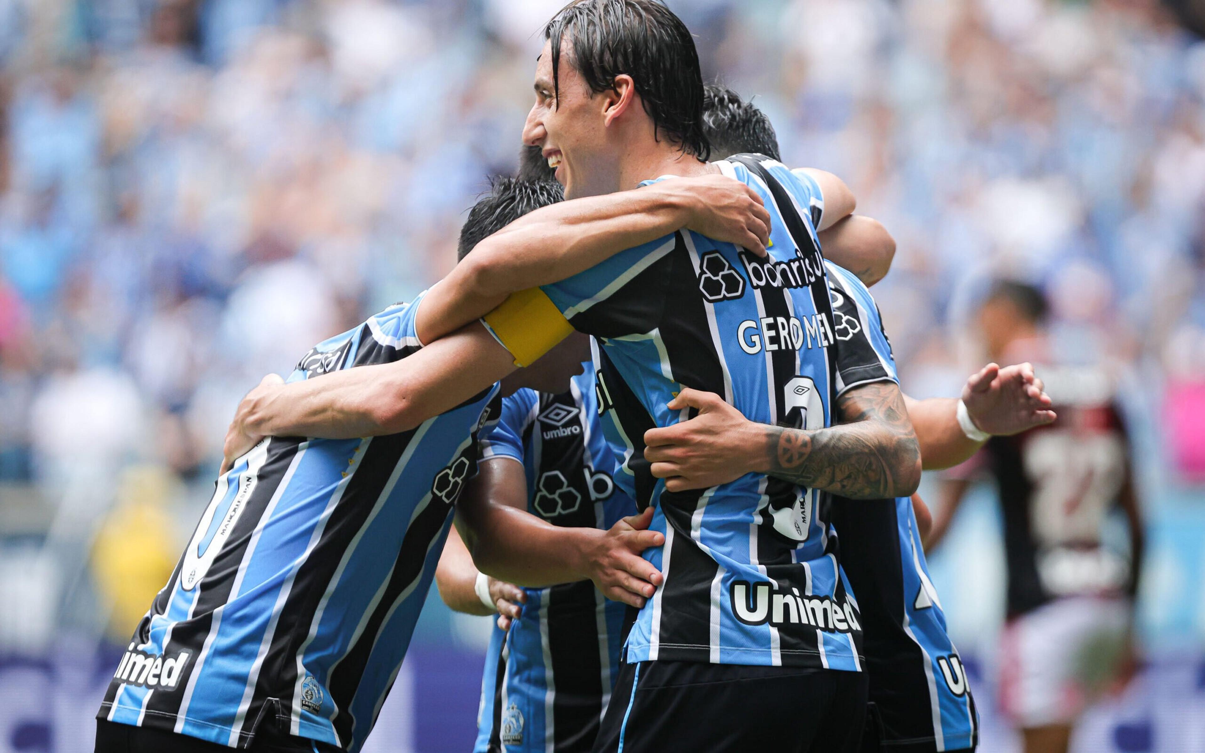 Grêmio vence o São Paulo e se distancia da zona de rebaixamento do Brasileirão