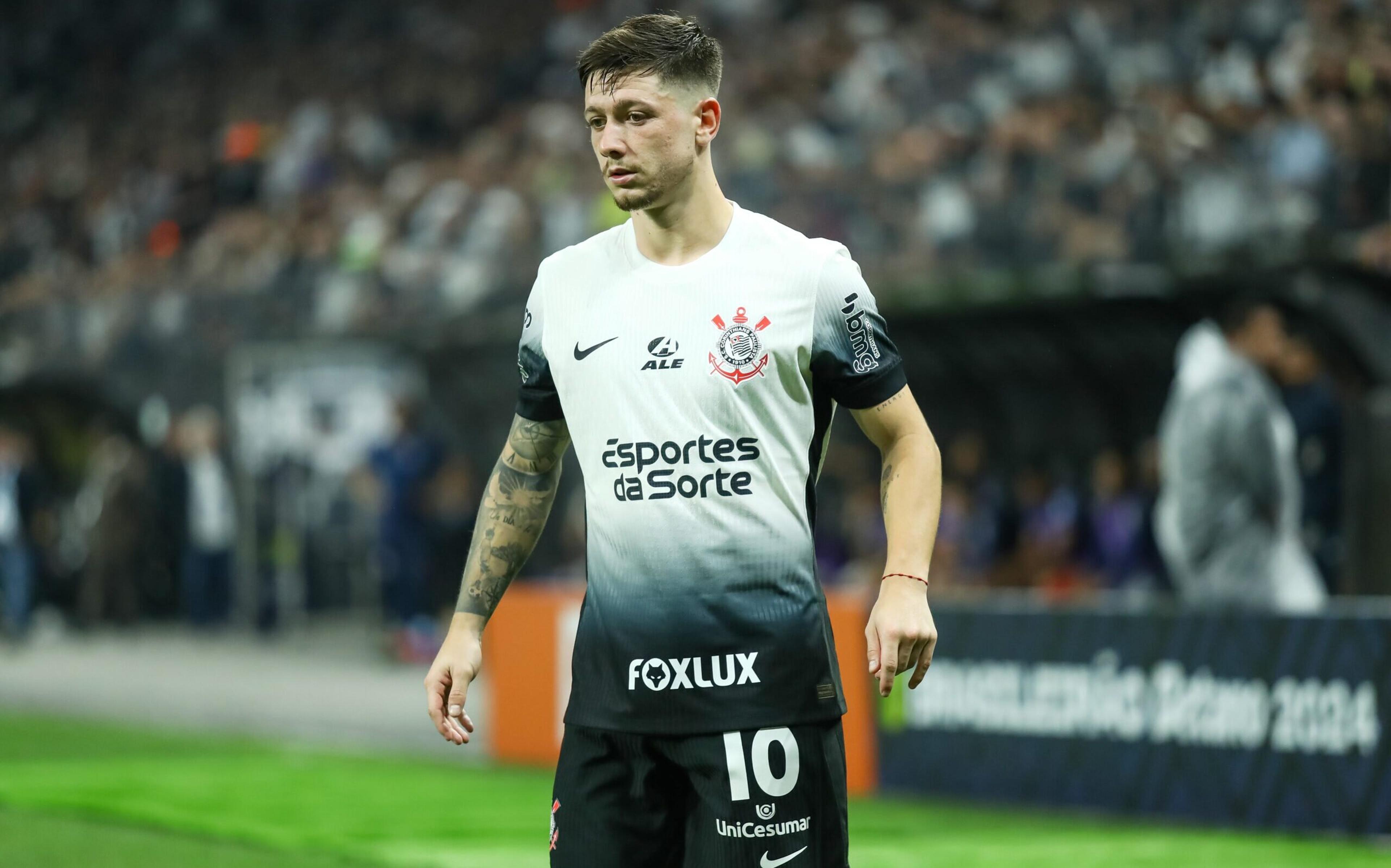 Garro é eleito o melhor meia do Brasileirão e agradece ao Corinthians