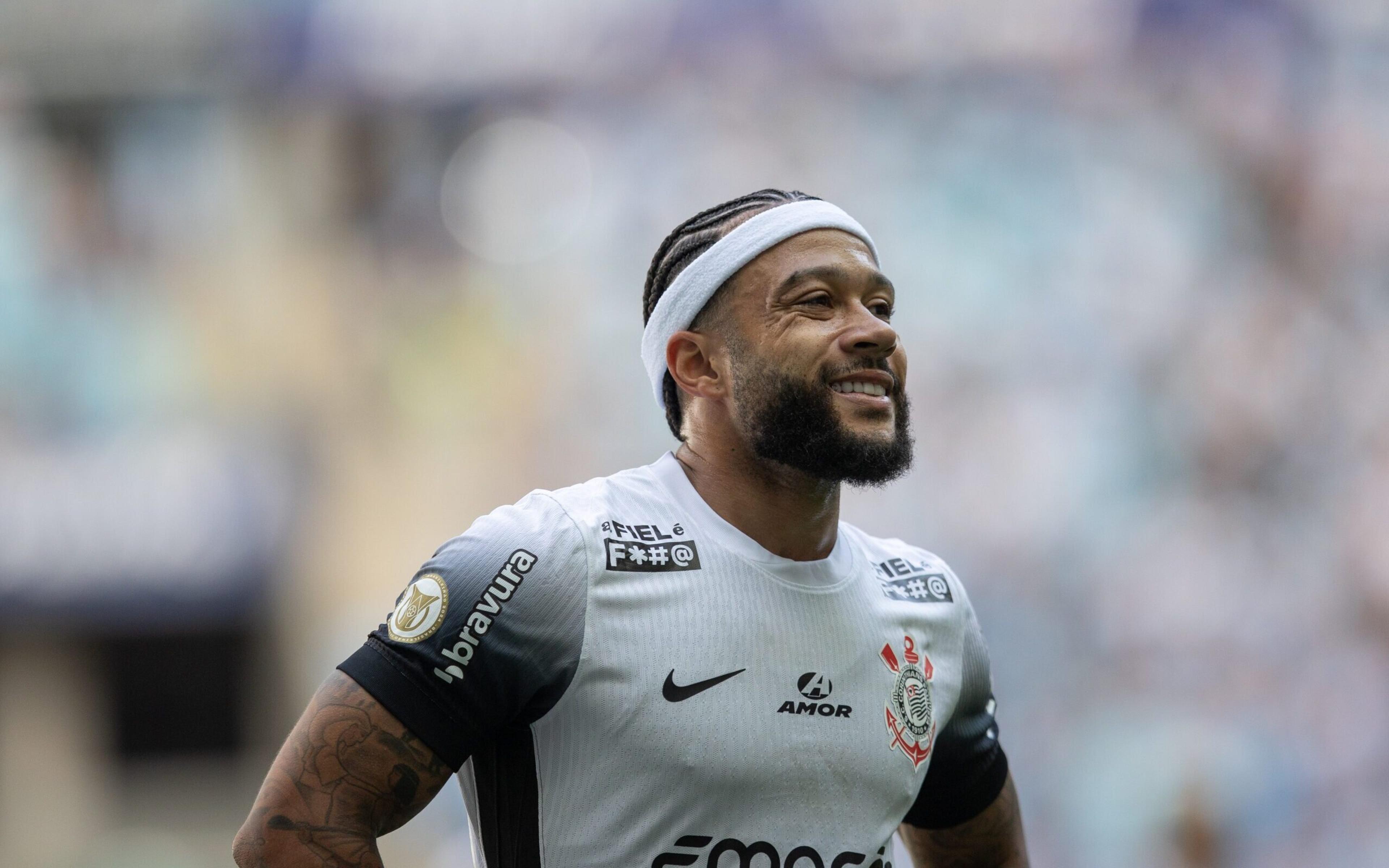 Memphis avalia início no Corinthians e define metas para o próximo ano