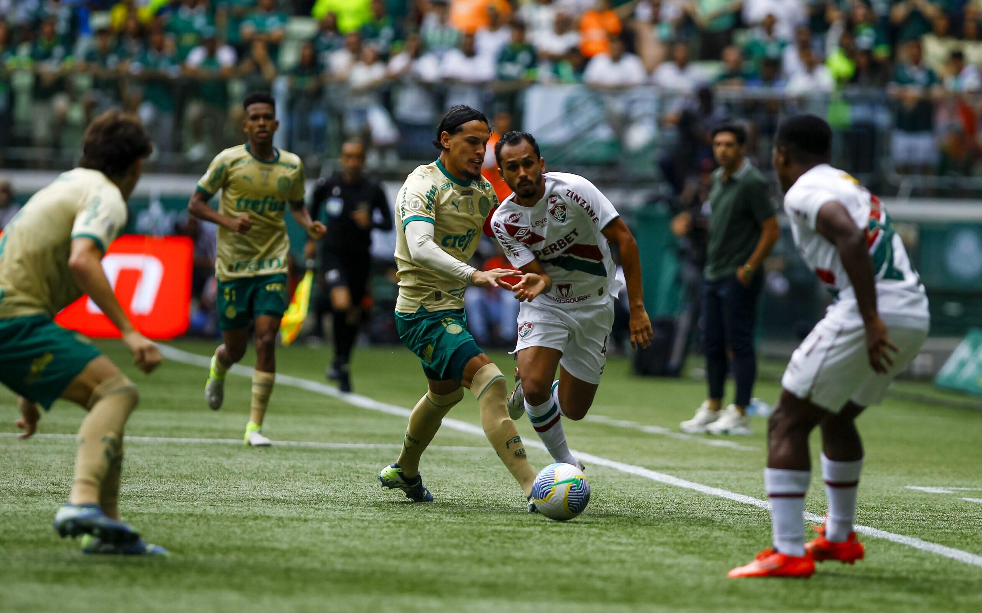 Influenciador critica atuação do Palmeiras contra o Fluminense: ‘Medíocre’