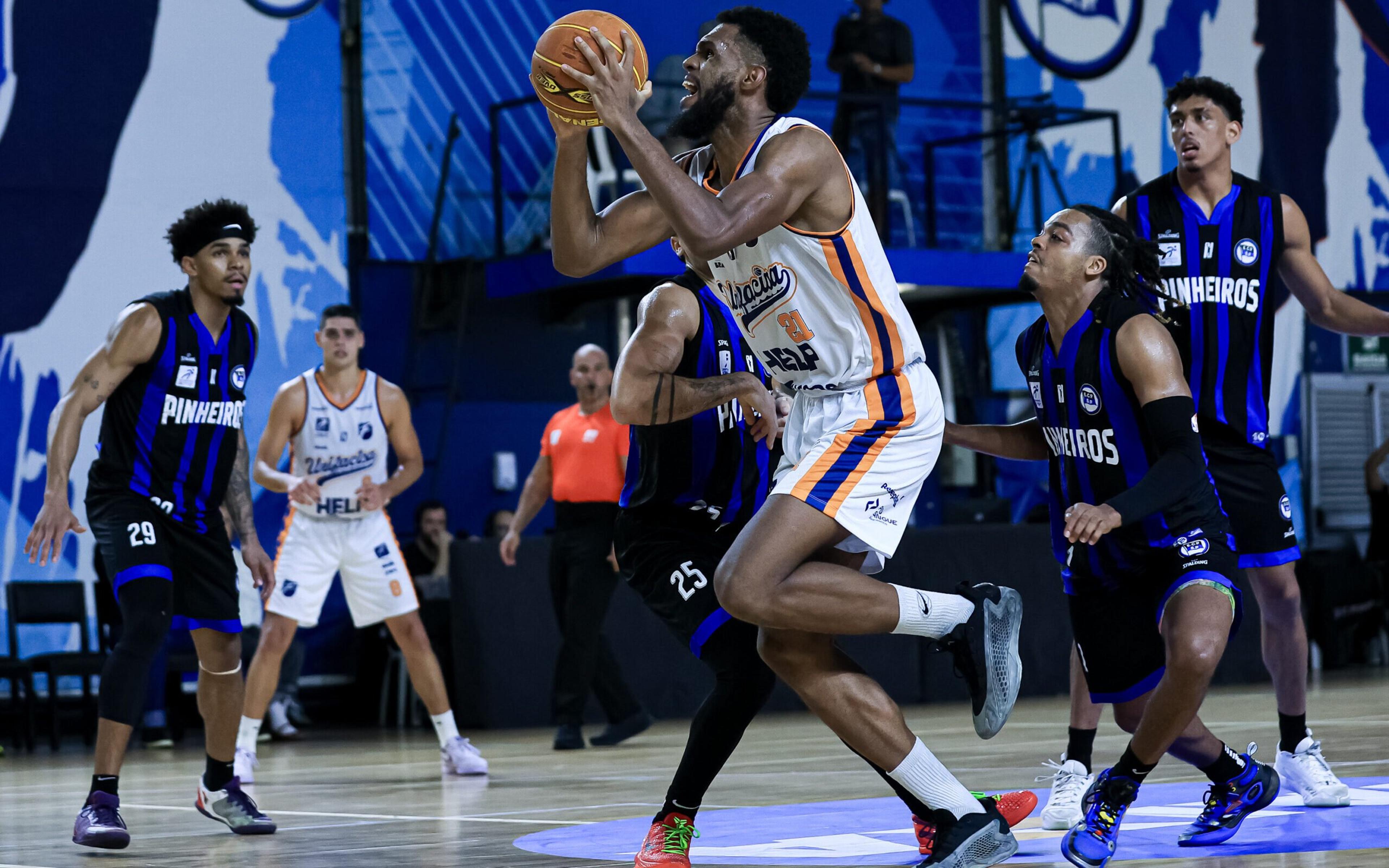 Onde assistir e horário da partida Unifacisa x Fortaleza pelo NBB