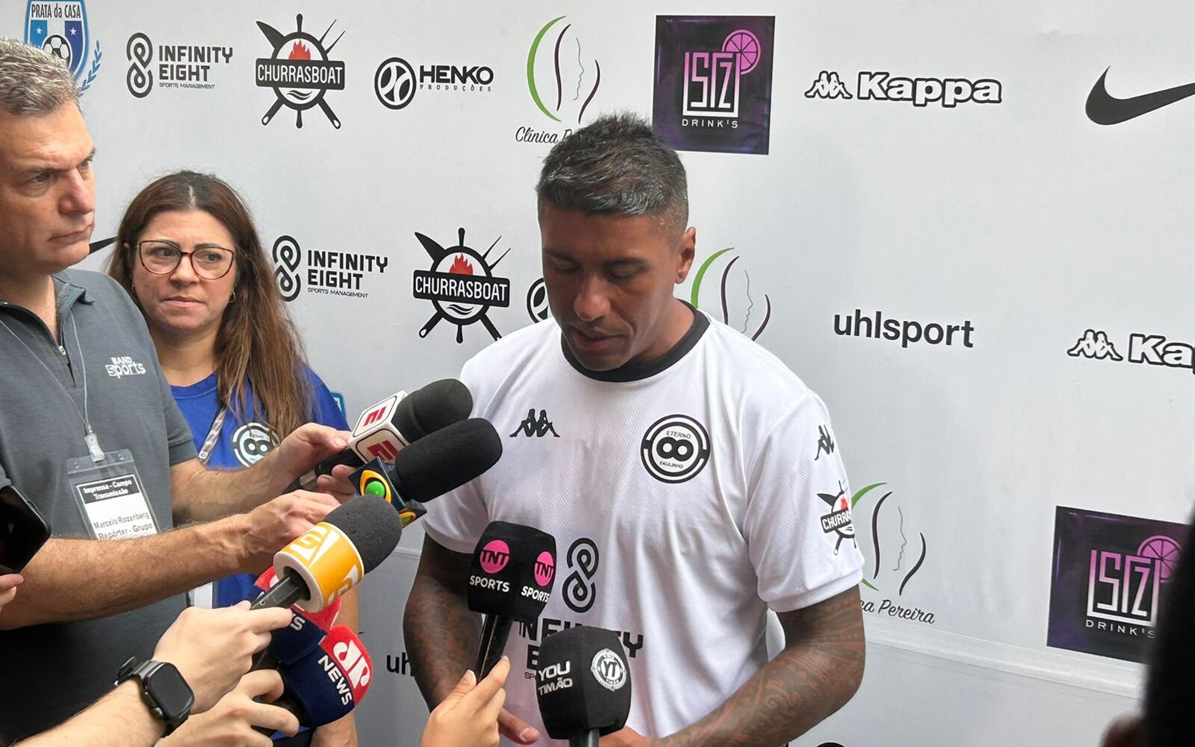 Paulinho se declara ao Corinthians em jogo de despedida: ‘É diferente’