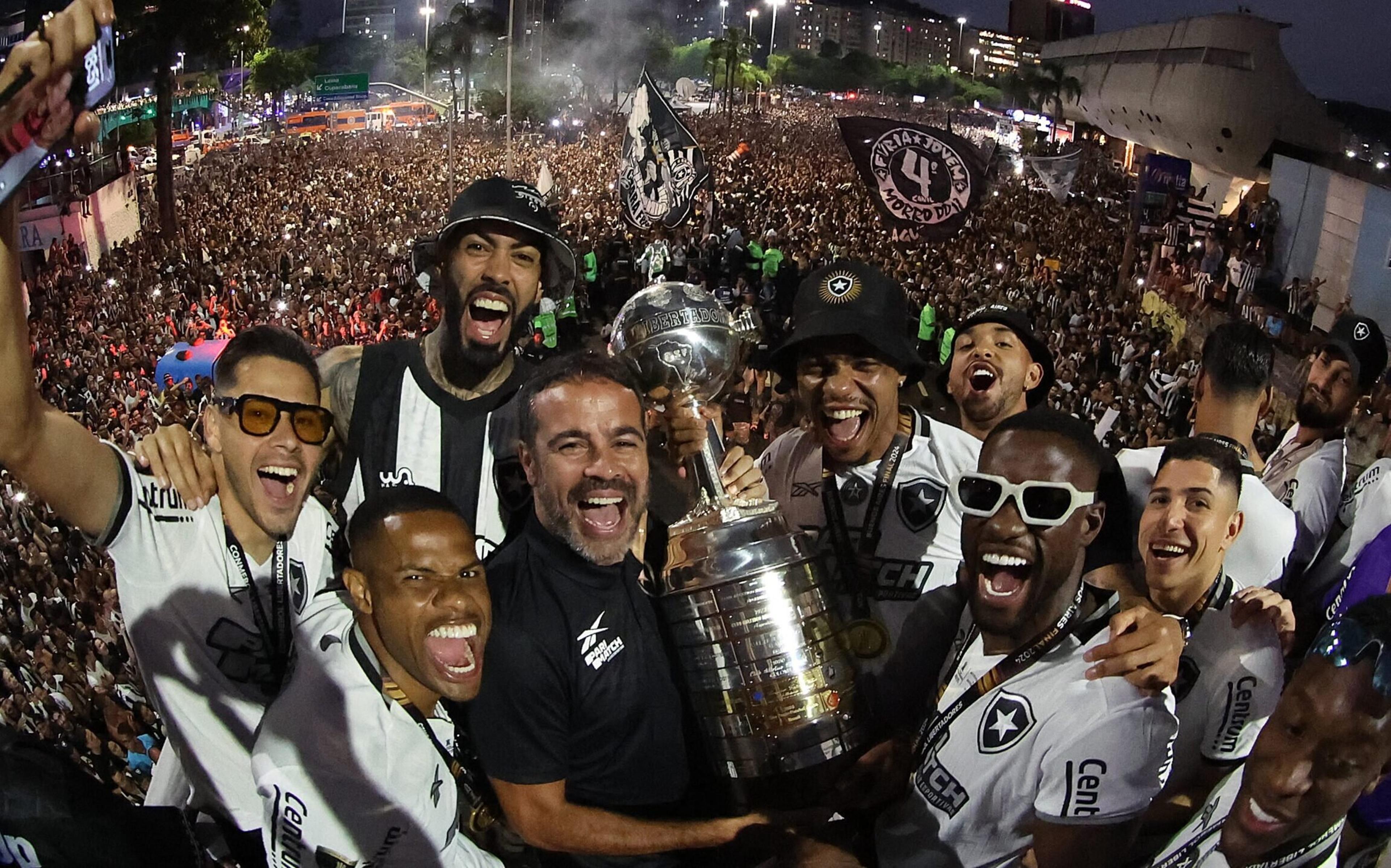 ANÁLISE: Artur Jorge é responsável por pilares que fizeram do Botafogo campeão