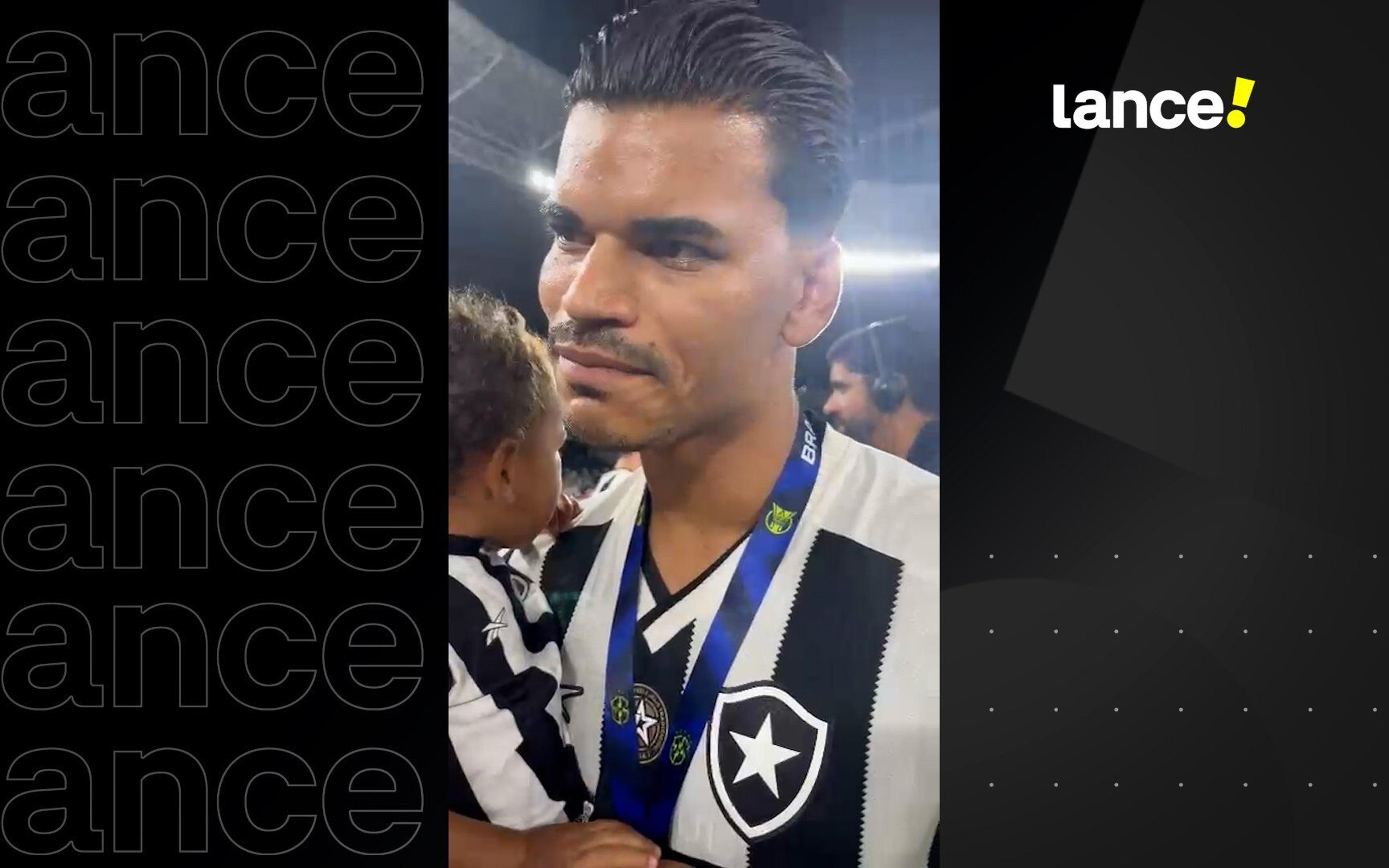 Danilo Barbosa, do Botafogo, desconversa sobre possível interesse do Vasco