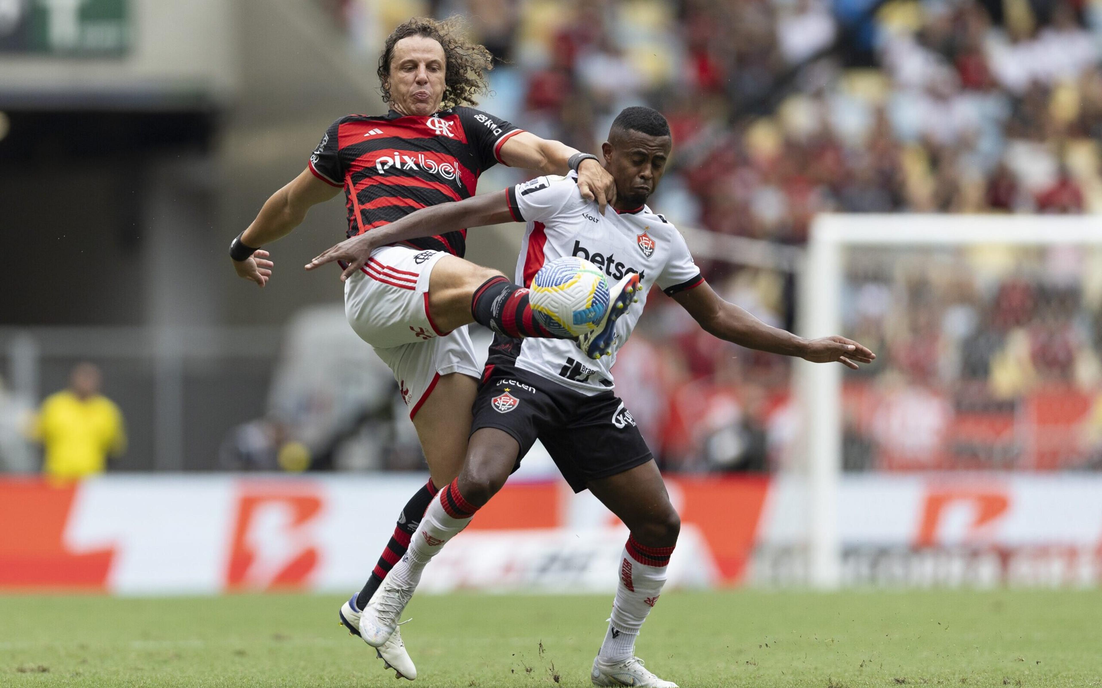 Artilheiro do Brasileirão provoca Flamengo no intervalo: ‘É festa’