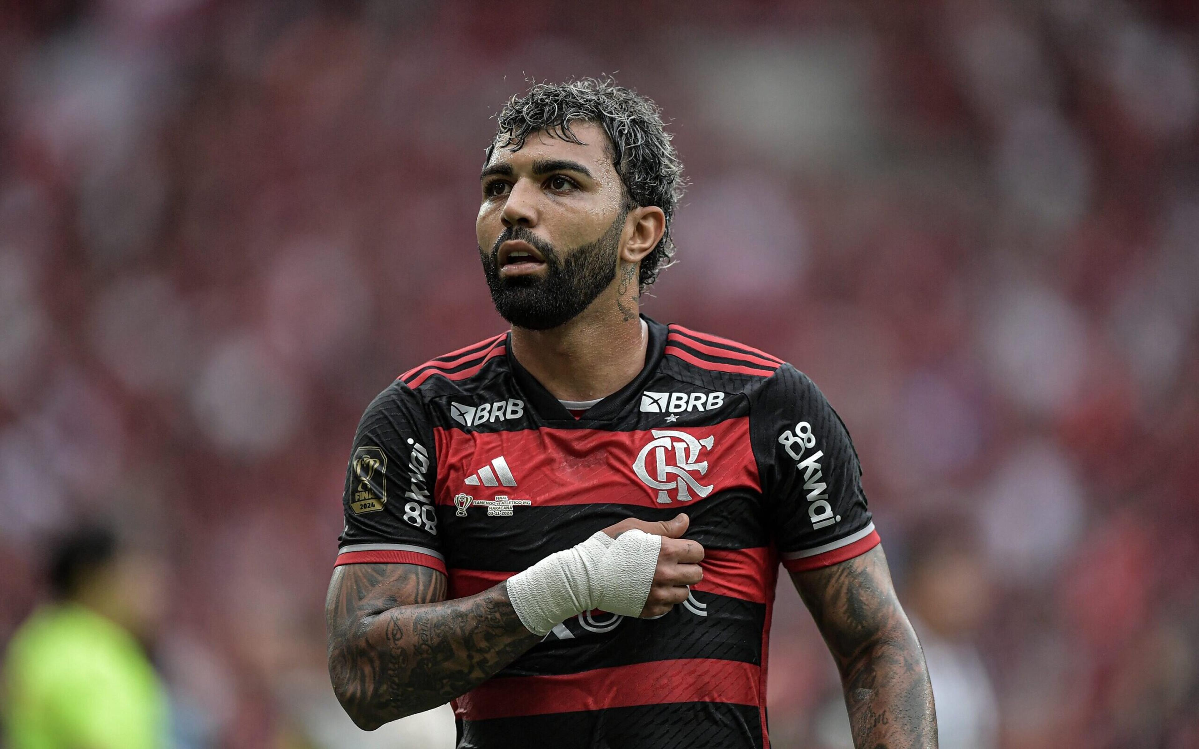 Web repercute novo visual de Gabigol após saída do Flamengo: ‘Copiou o Depay’