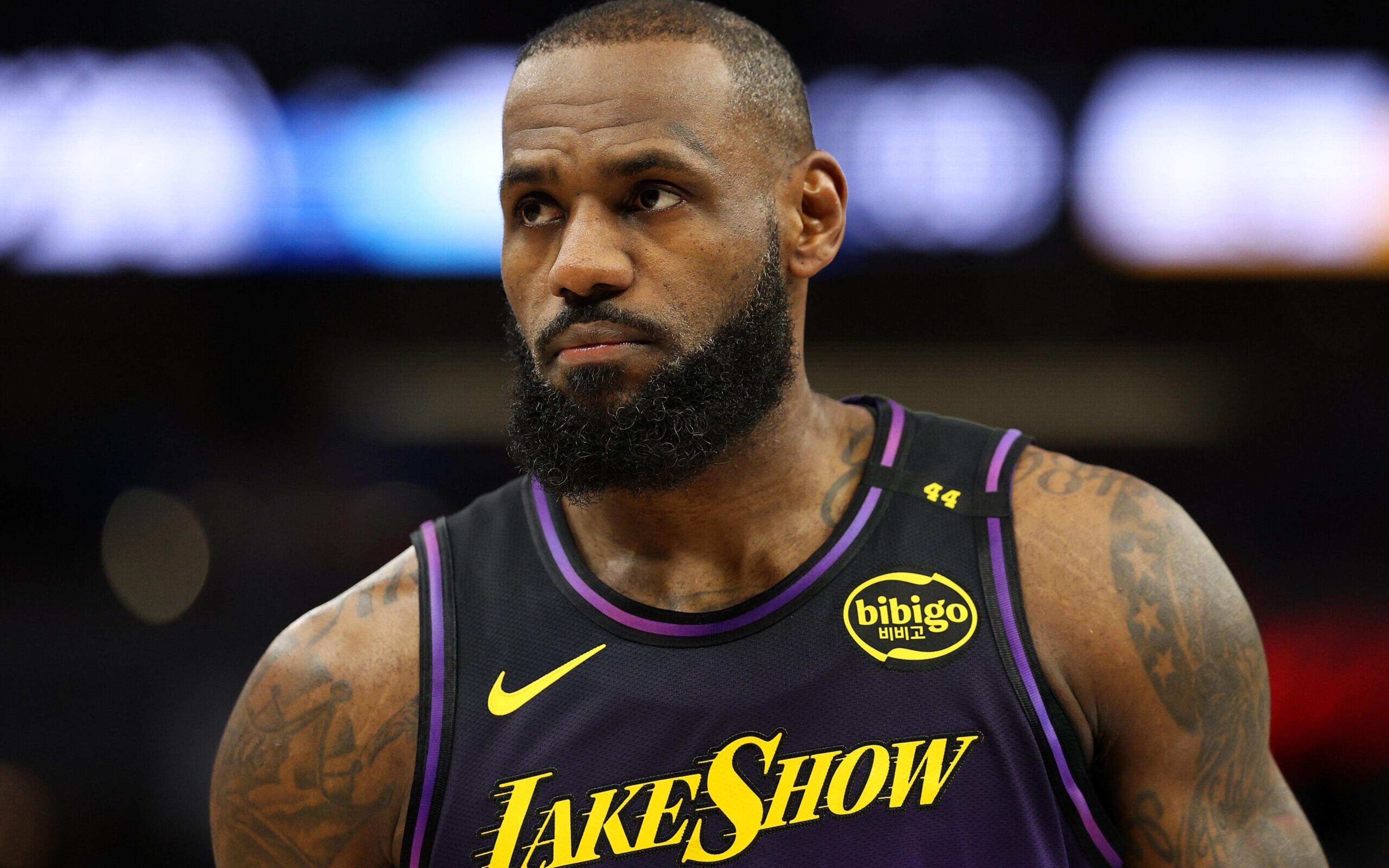 LeBron James tem prejuízo de R$ 169 milhões fora das quadras; veja