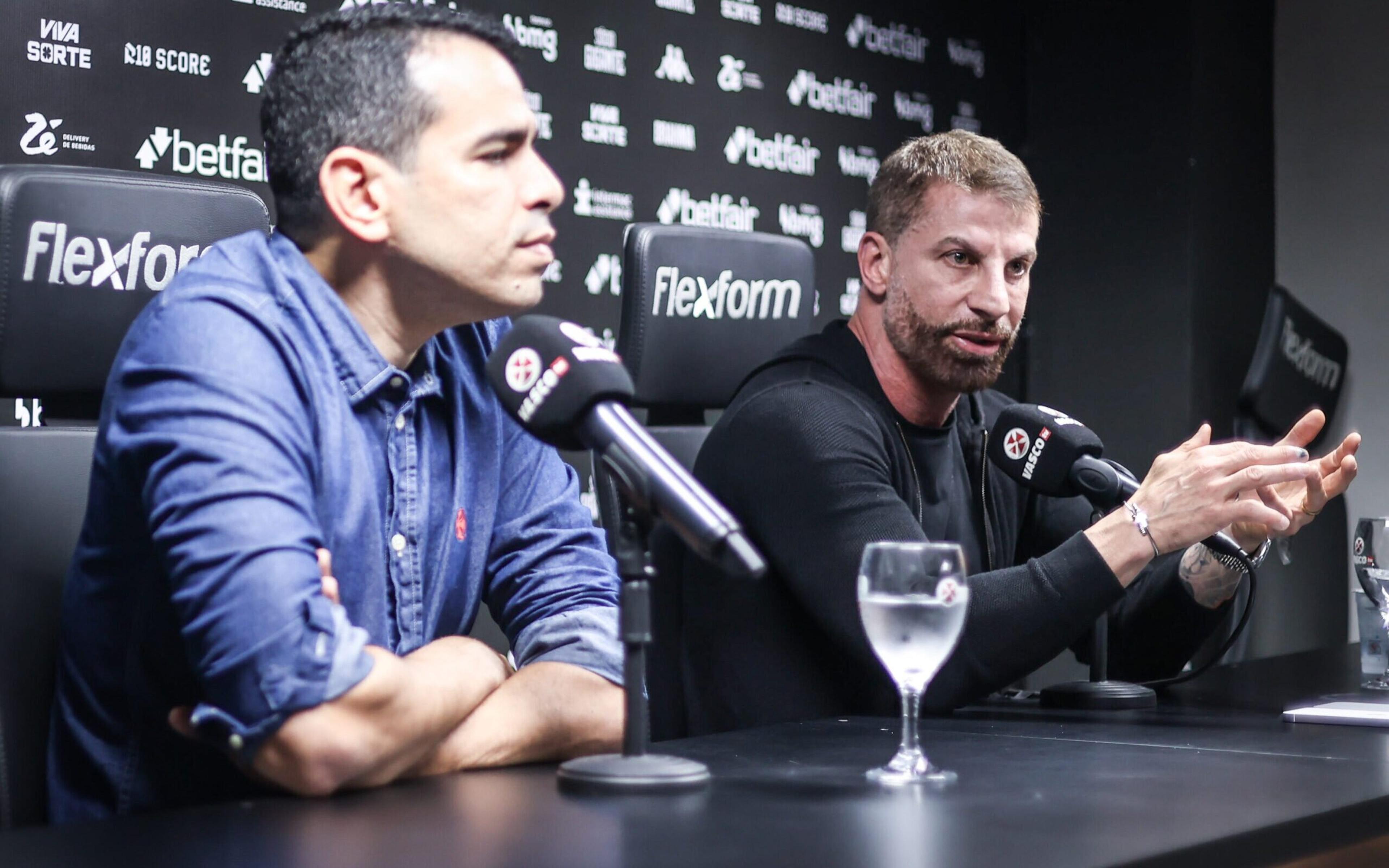 Torcedores ironizam diretoria do Vasco após anúncio de Lavega no Fluminense: ‘Parabéns’