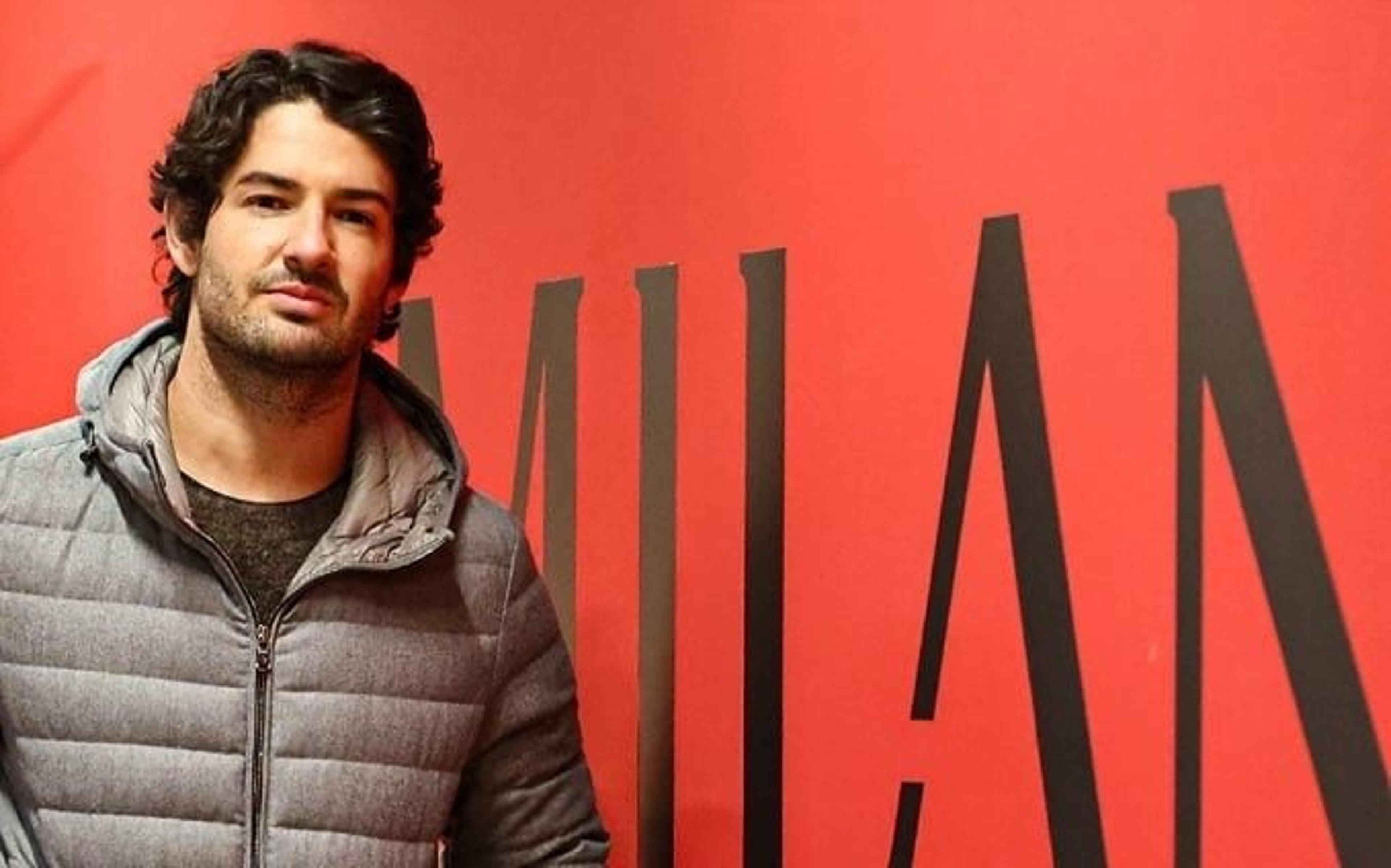 Alexandre Pato volta ao Milan e participa de homenagem: ‘Muitas memórias’