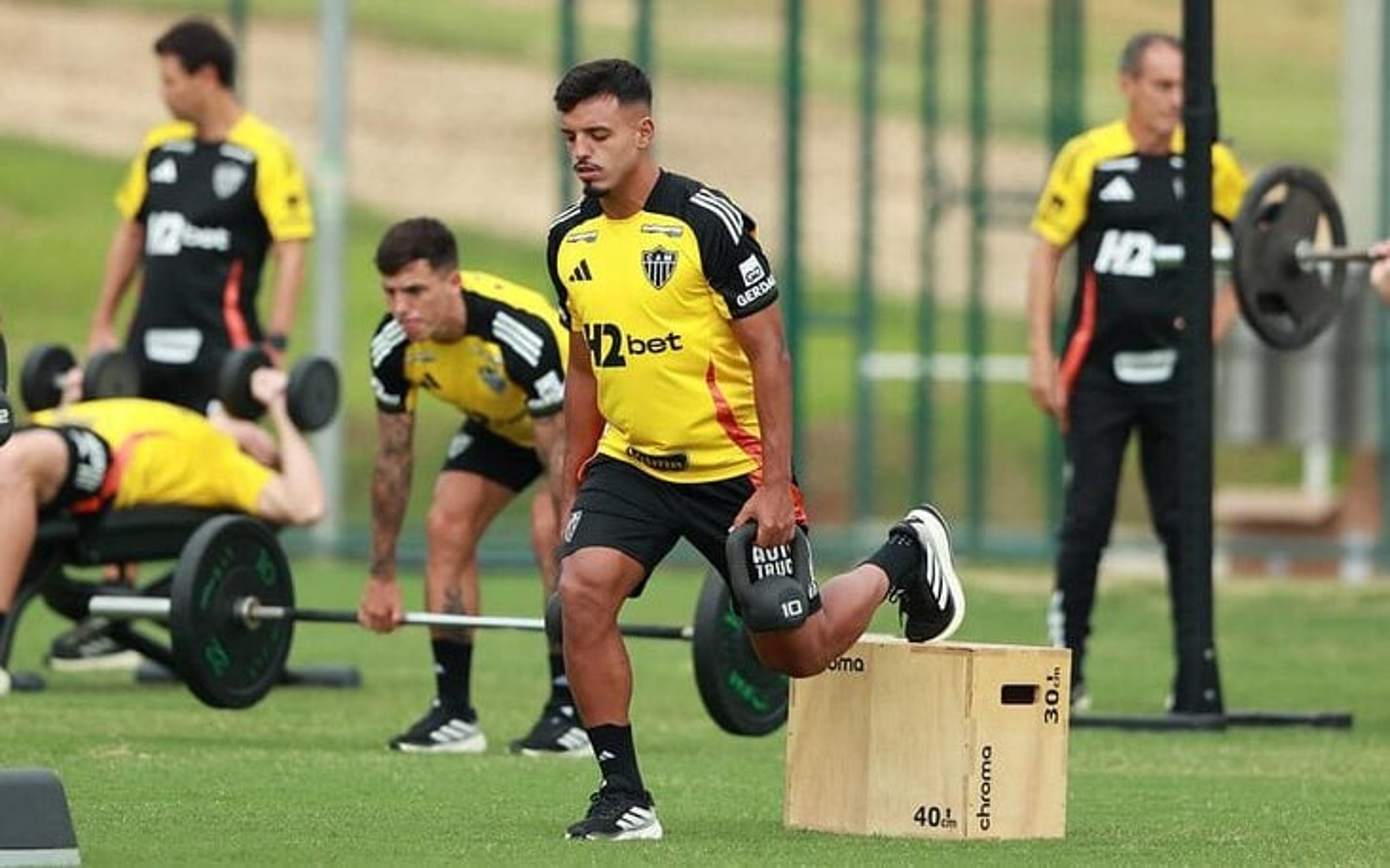 Atlético-MG: 24 jogadores viajam para os Estados Unidos