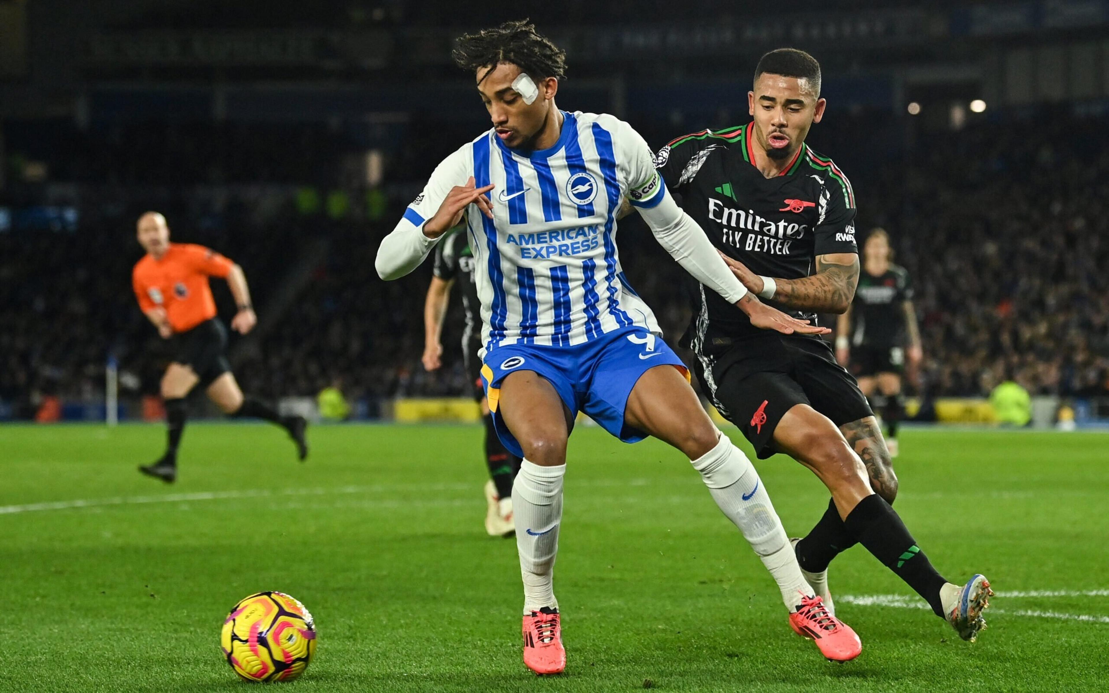 Com gol brasileiro, Arsenal fica no empate com o Brighton pela Premier League