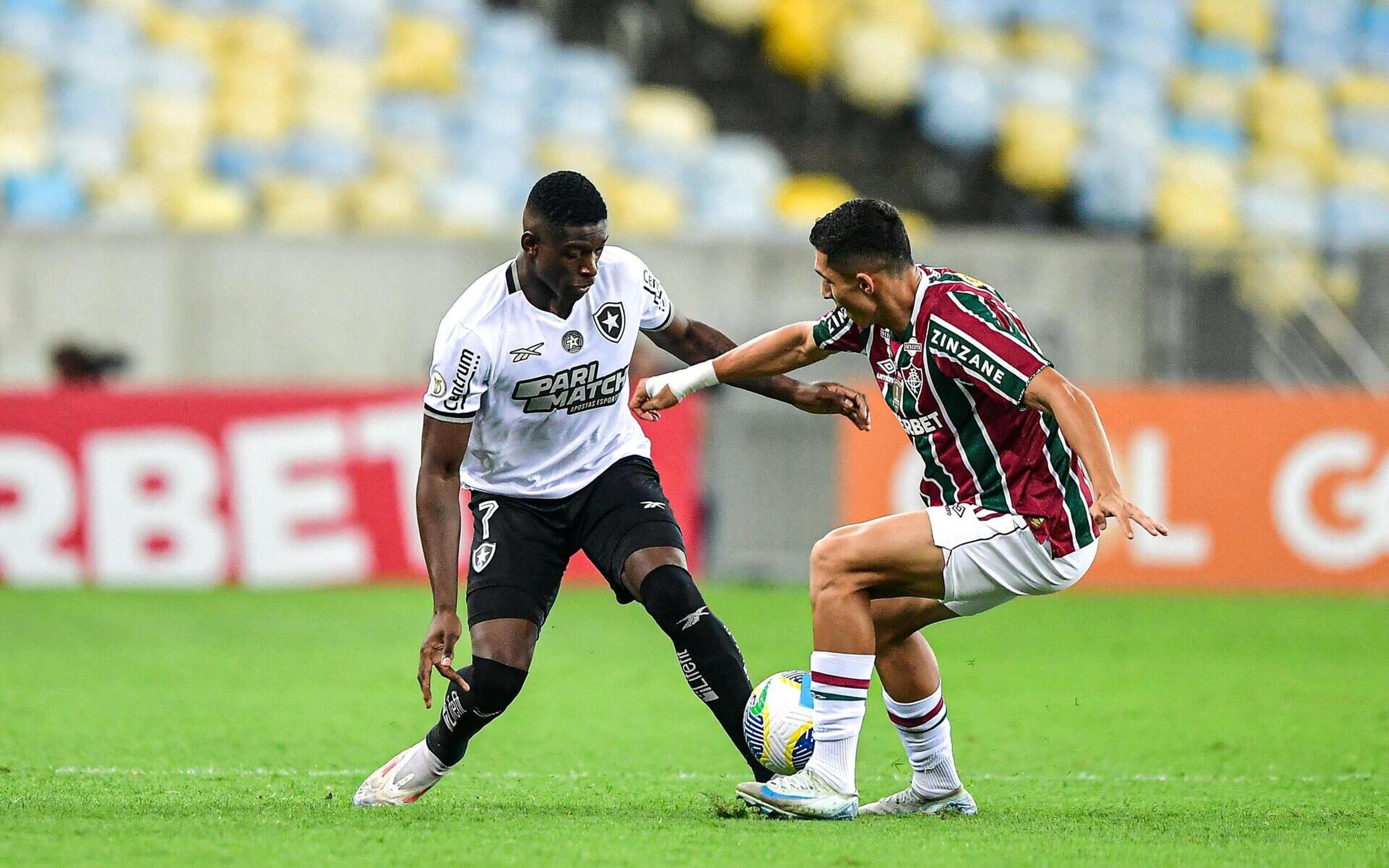 Botafogo x Fluminense: tricolor não vence o confronto desde 2022; veja odds