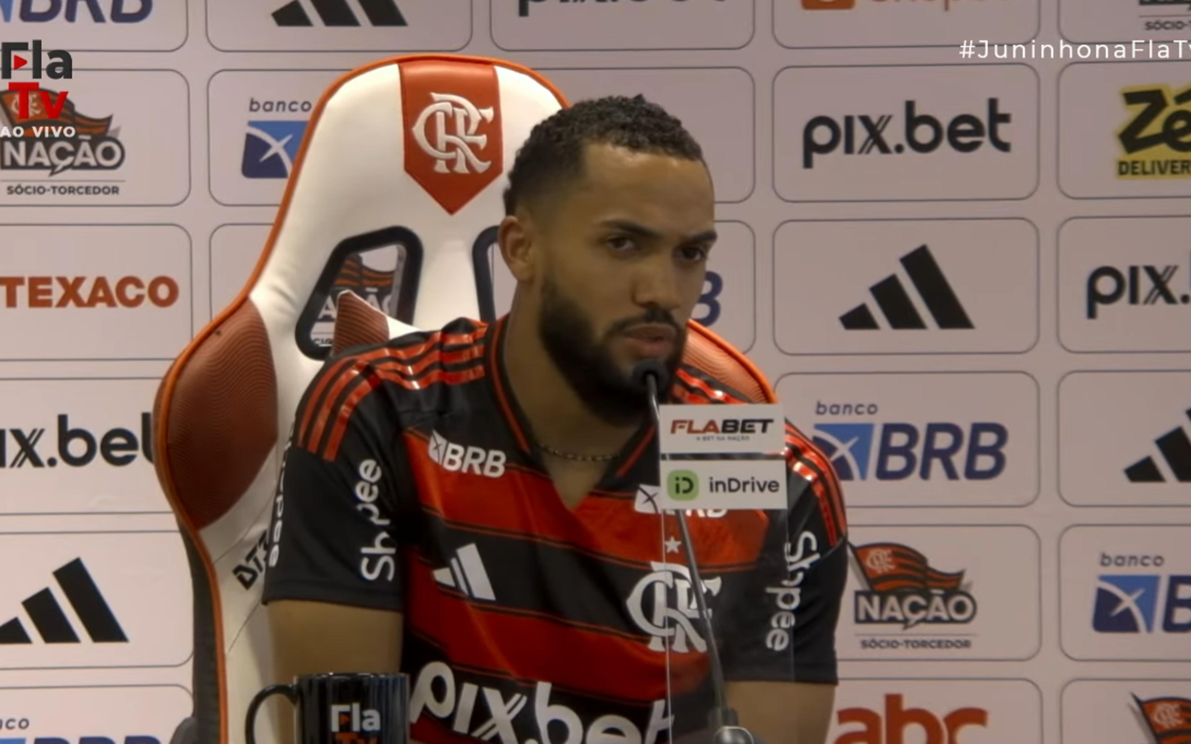 Juninho evita comparações com Gabigol em apresentação no Flamengo: ‘Sou mais um trabalhador’