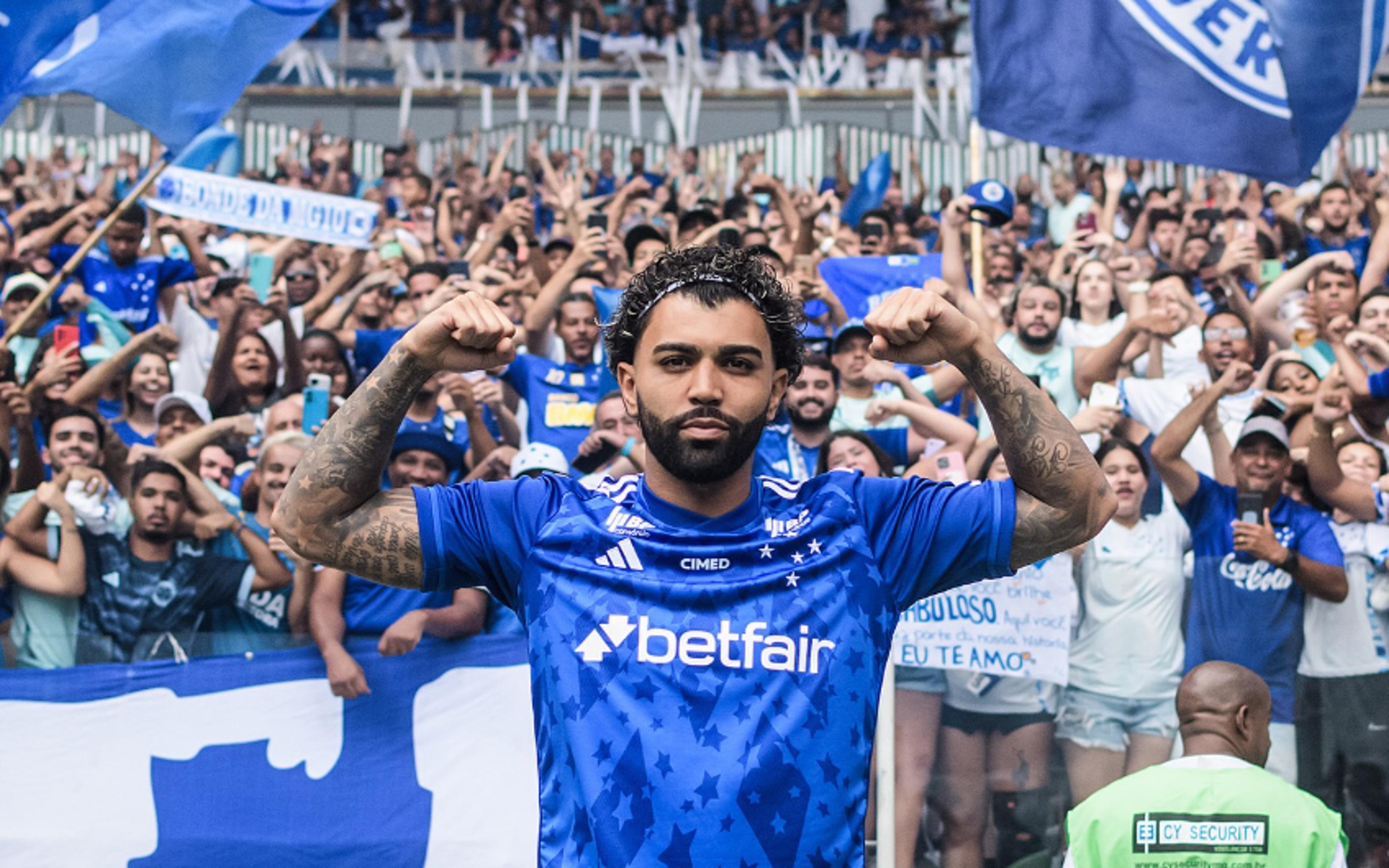 Jornalista detona postura de Gabigol em chegada ao Cruzeiro: ‘Tiro no pé’