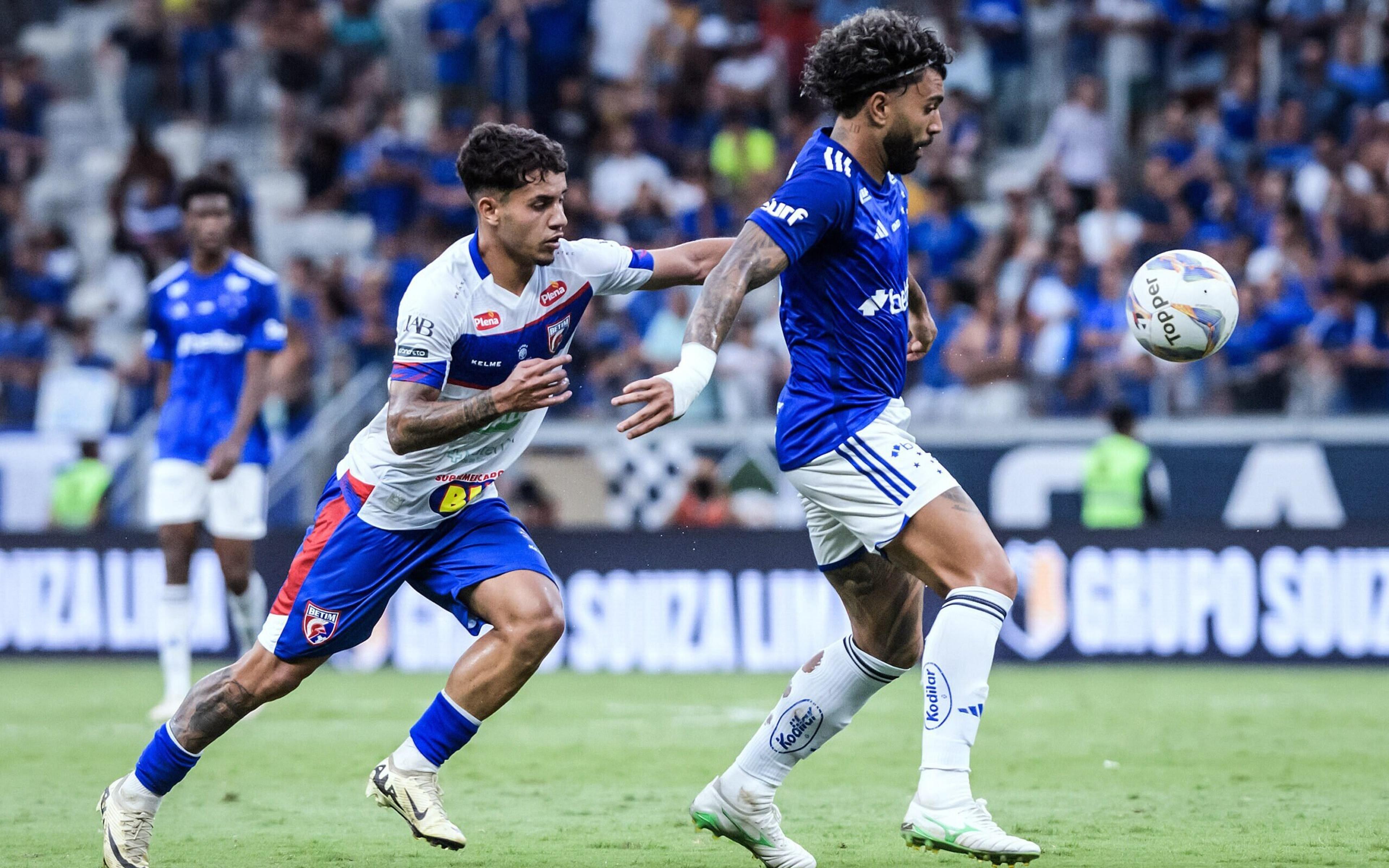 Após empate do Cruzeiro, Gabigol ignora torcedores e deixa Mineirão em silêncio