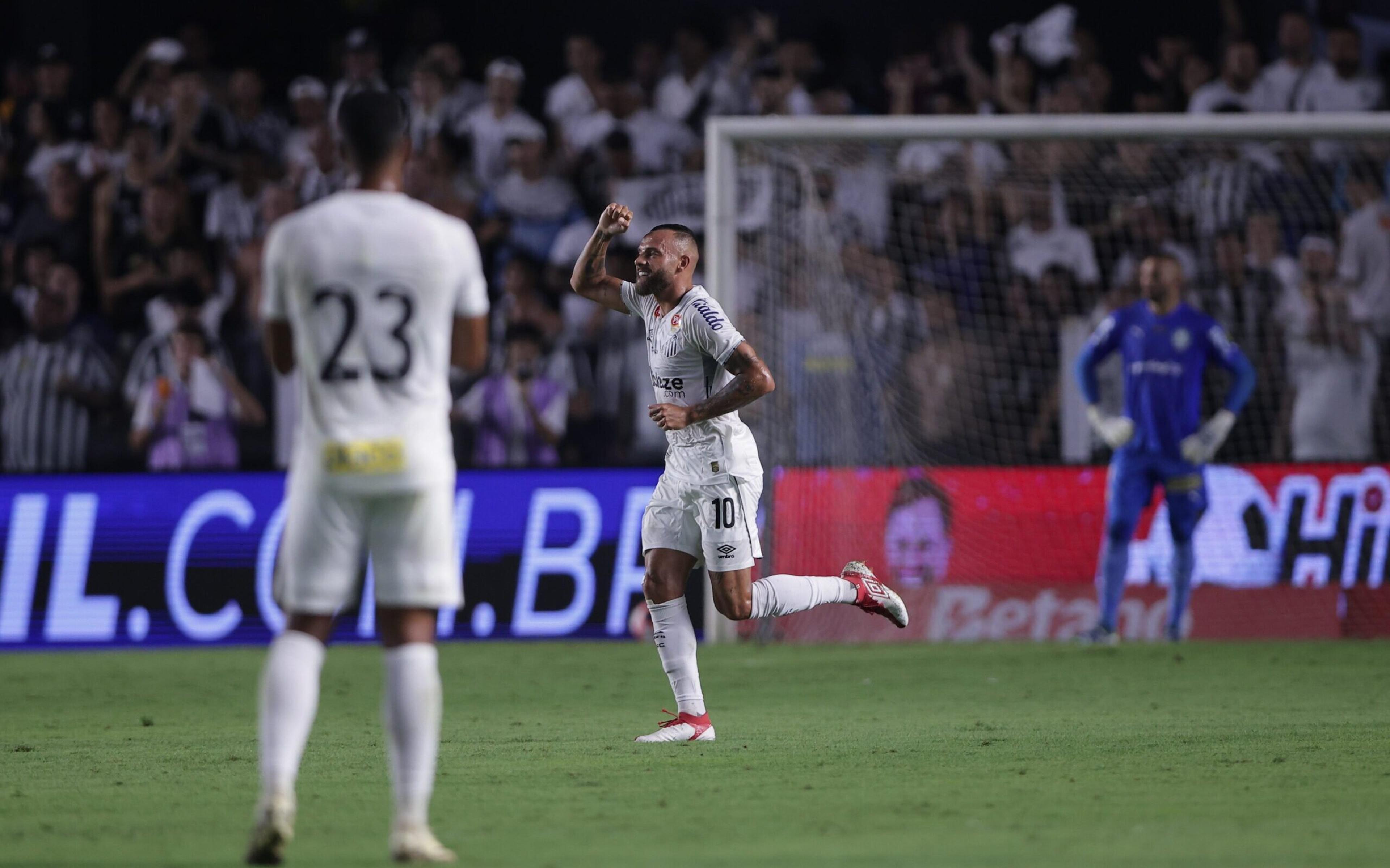 Saiba como está a busca do Santos por reforços para esta temporada