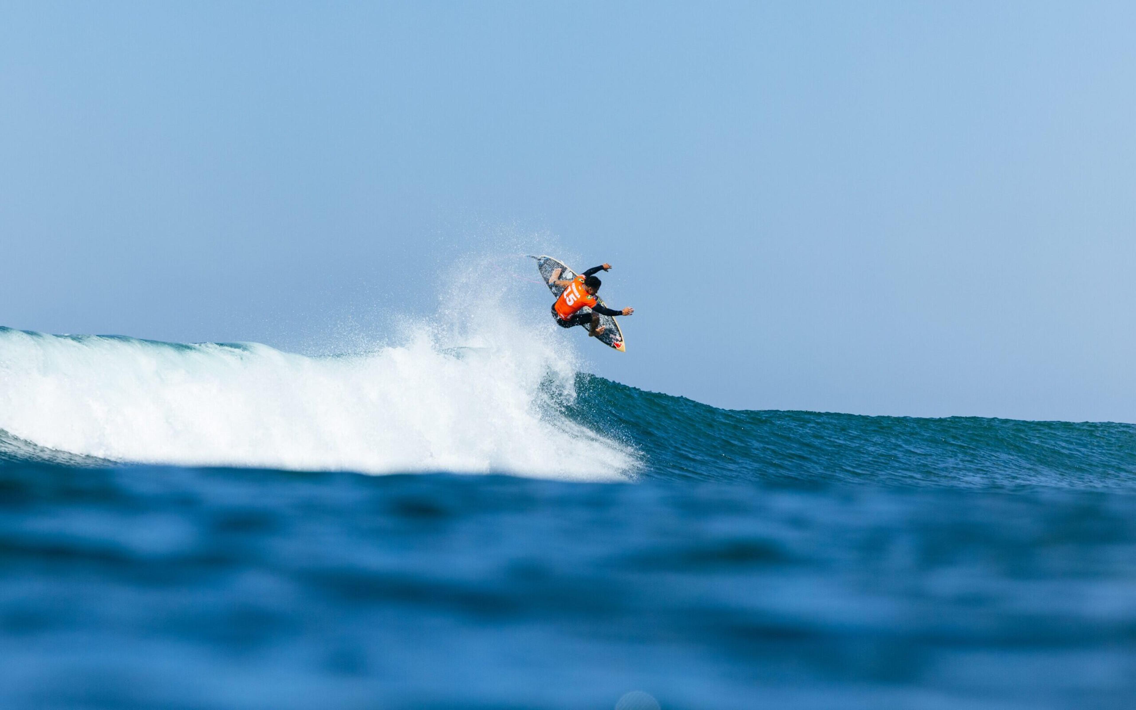 WSL: Slater e Italo avançam à chave principal; Samuel Pupo vai para repescagem