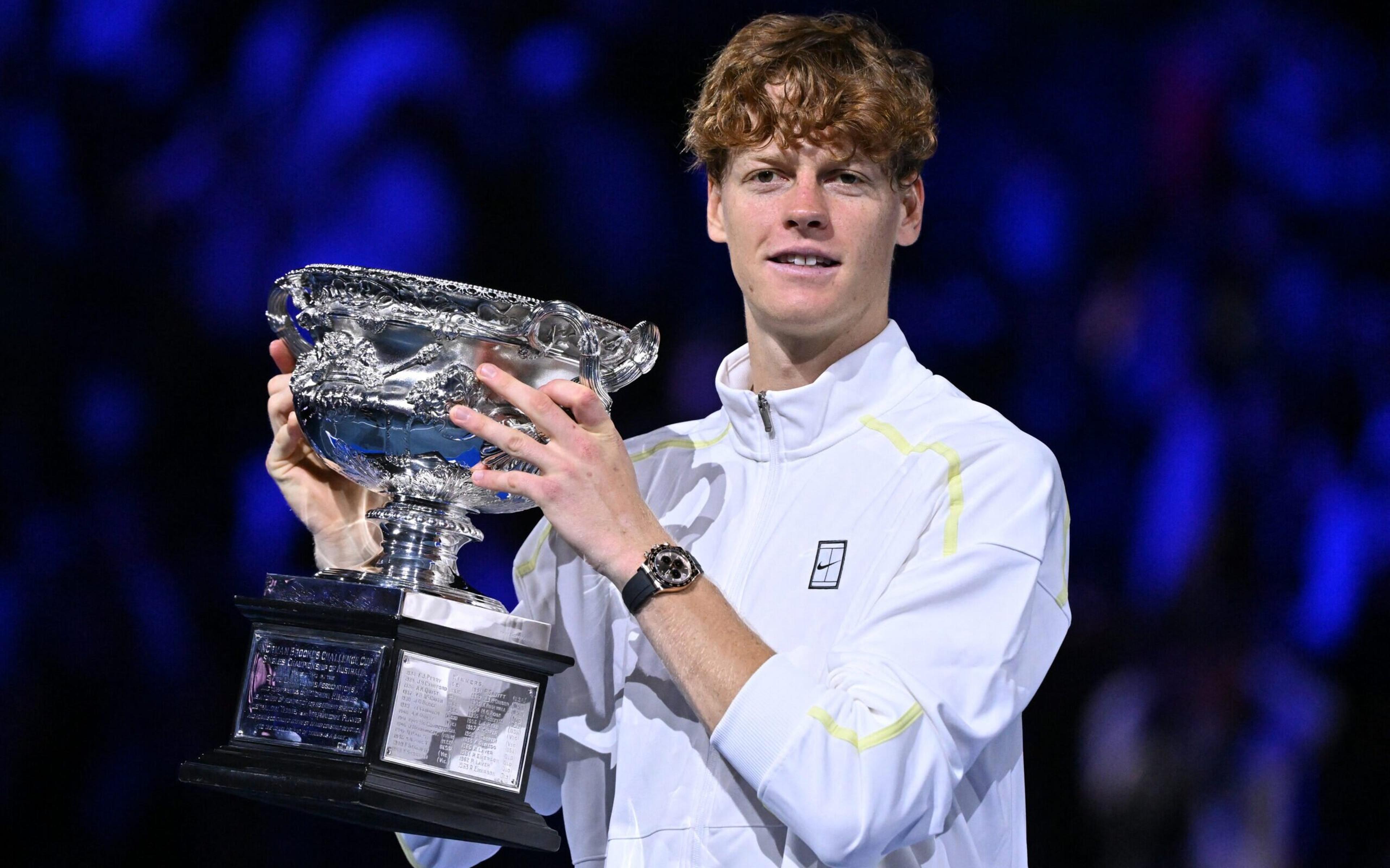 Sinner bate Zverev e conquista bicampeonato do Australian Open